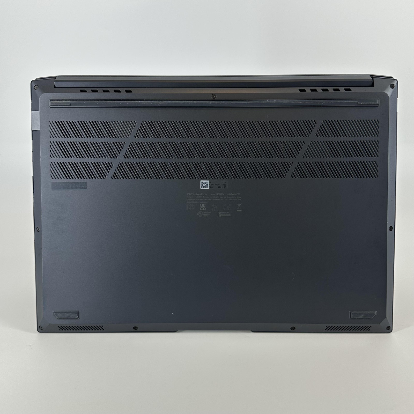 ASUS Vivobook Pro 16 K6602V QHD+ 2.6 GHz i9-13900H 40GB 1TB RTX 4060 FRAME SPLIT
