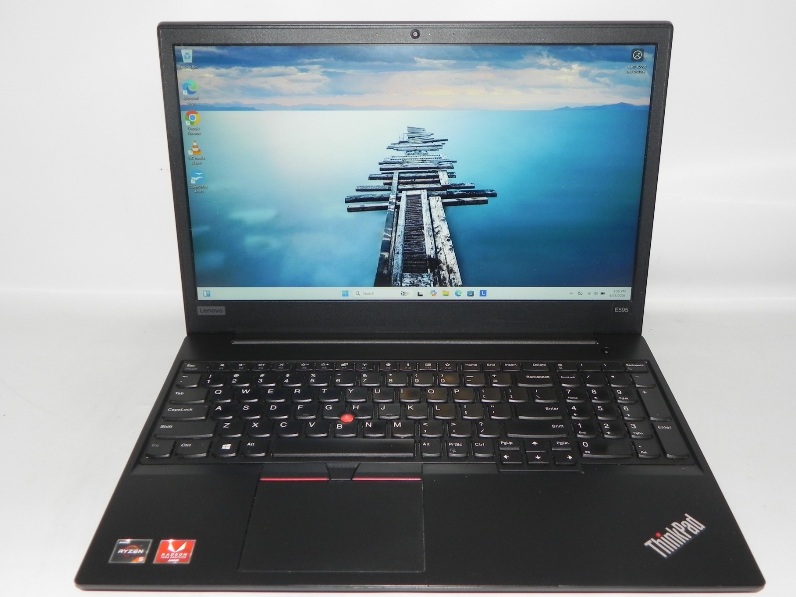 Lenovo ThinkPad E595 15.6″ Windows 11 AMD Ryzen 5-3500 2.1GHz 16GB RAM 256SSD