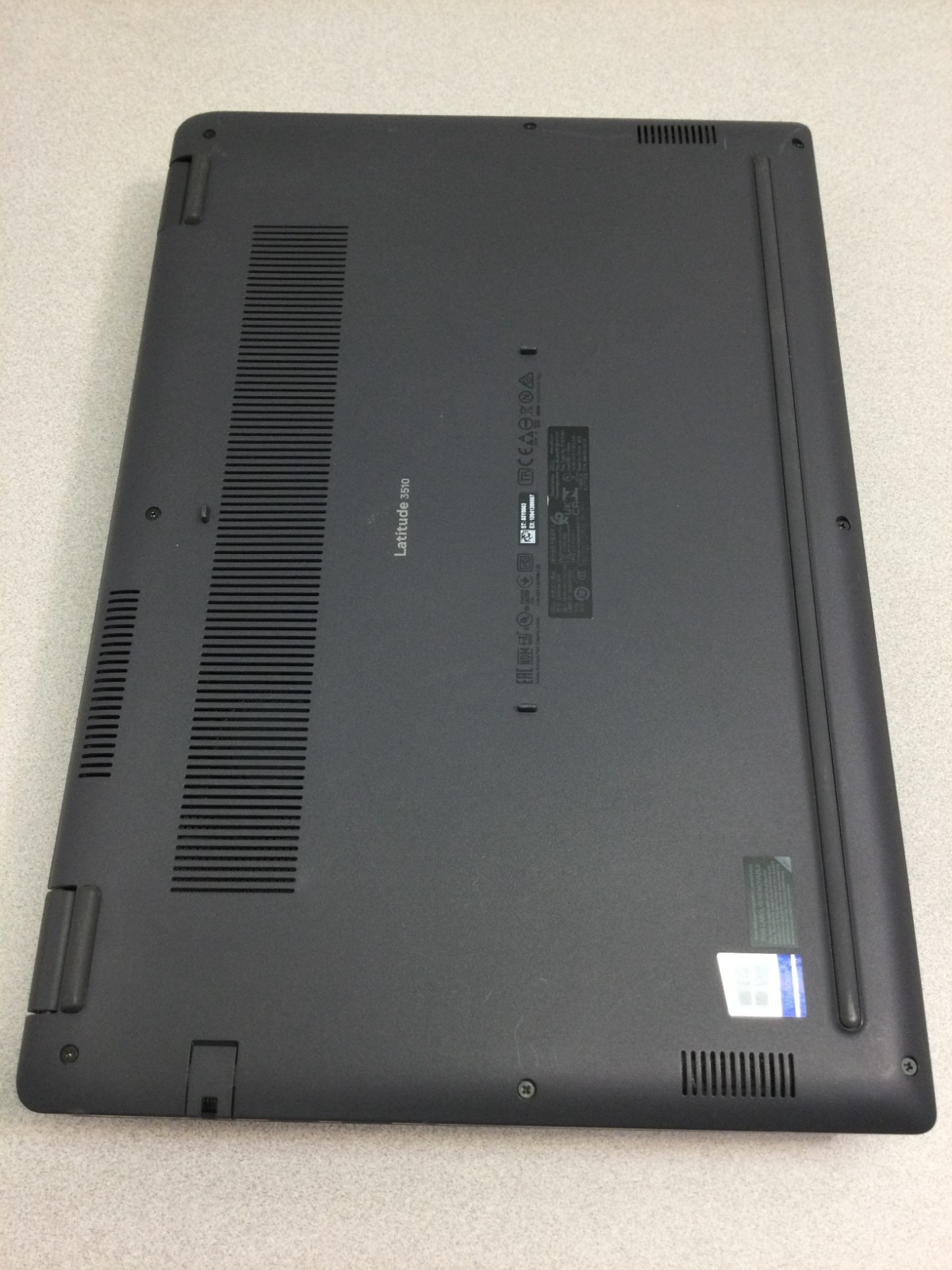 Dell Latitude 3510 15.6″intel core i5-10210U 1.60GHz 8GB RAM 128GB SSD W11P