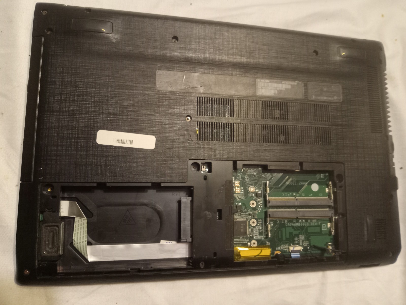 Acer Aspire ER-575G i5-7200U@3.1 GHz N16Q2 Geforce 940MX Needs Repair
