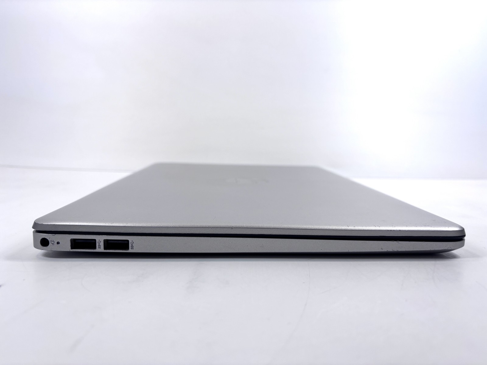 HP 15-dy1023dx – 15.6″ HD Touch, 1.0GHz i5, 12GB RAM, 256GB SSD, Windows 11