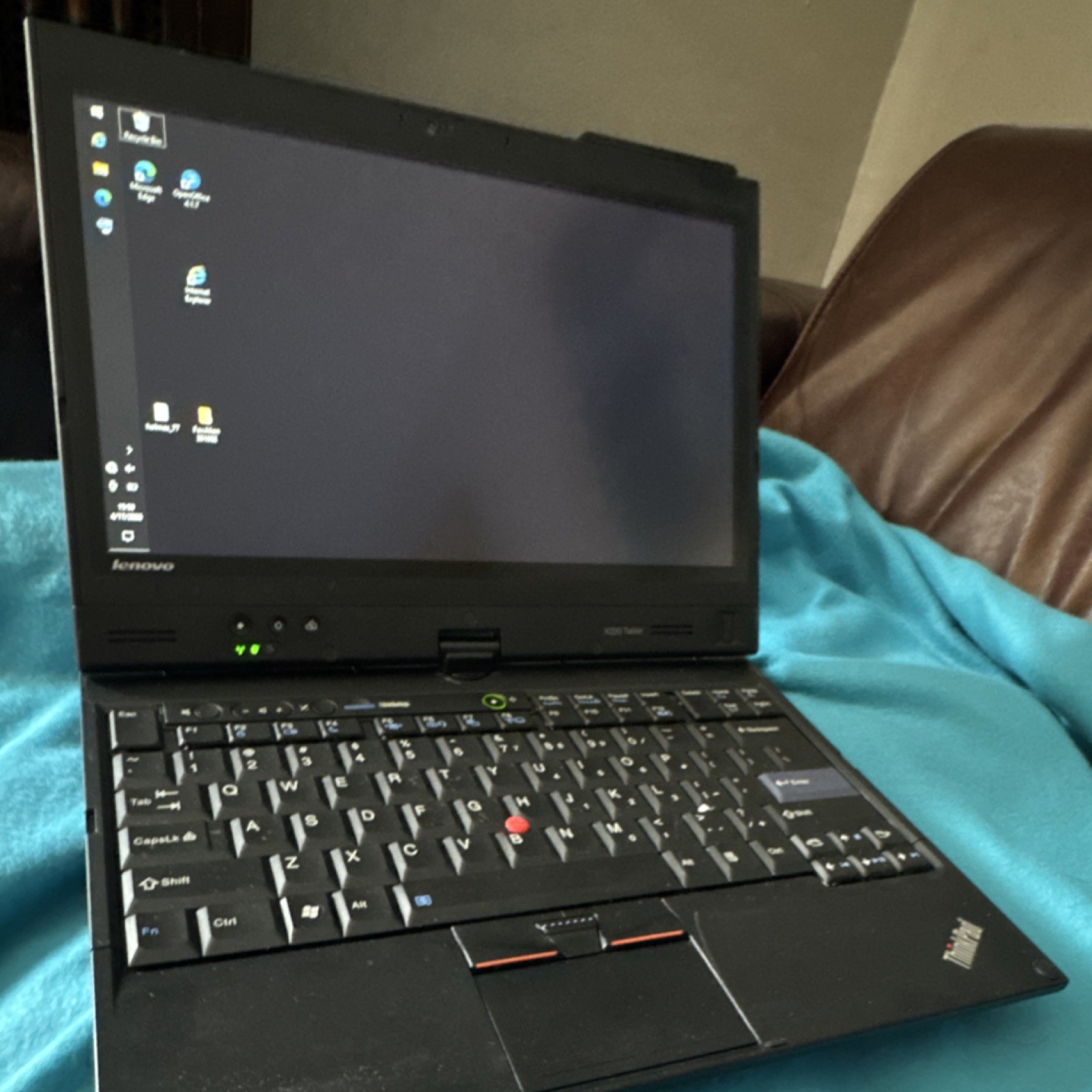 Lenovo ThinkPad X230 Laptop Intel Core i5 12.5″ Windows 10 Black Wi-Fi
