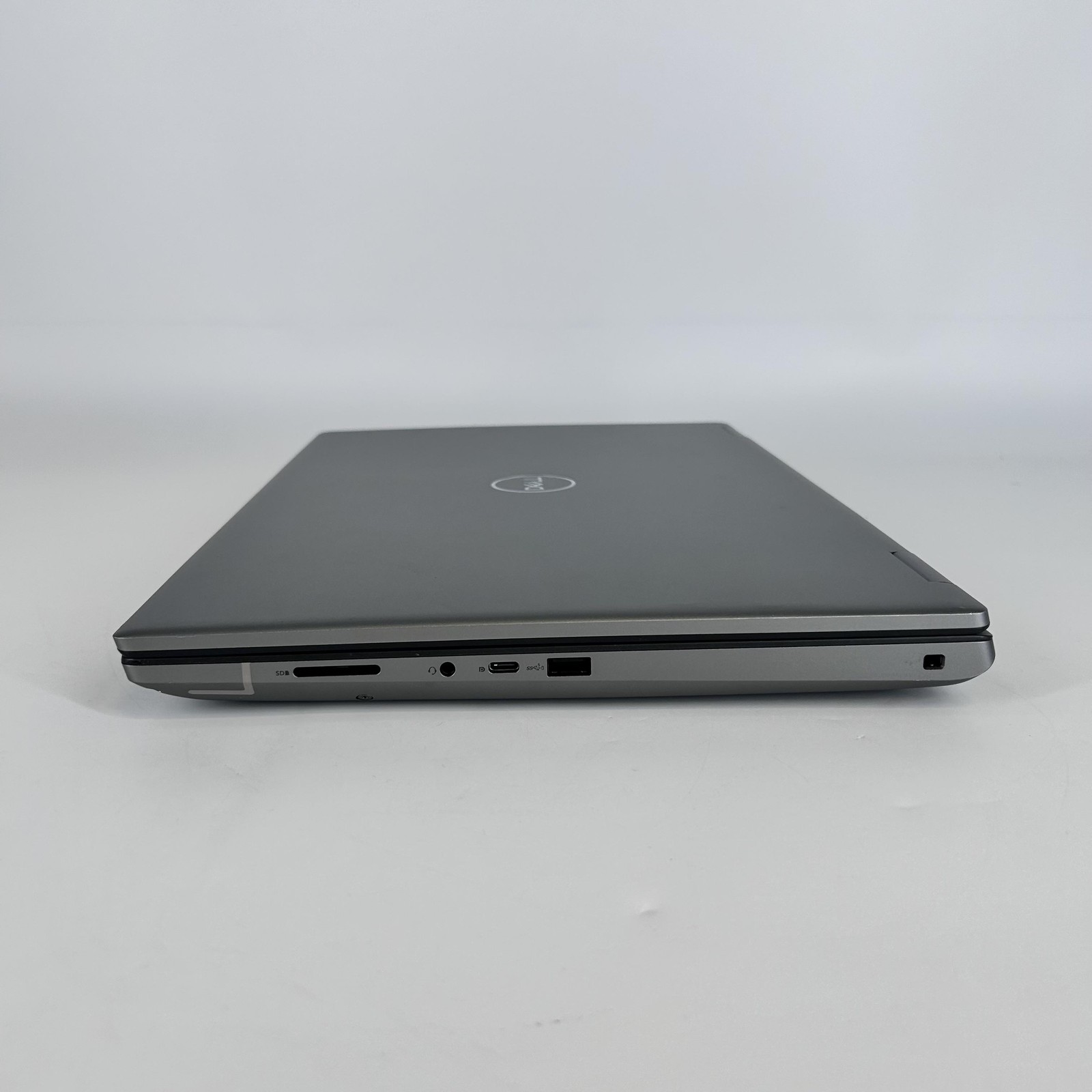 Dell Precision 7780 17.3 FHD 2.2 GHz i9-13950HX 64GB 512GB SSD RTX 4000 Ada Good