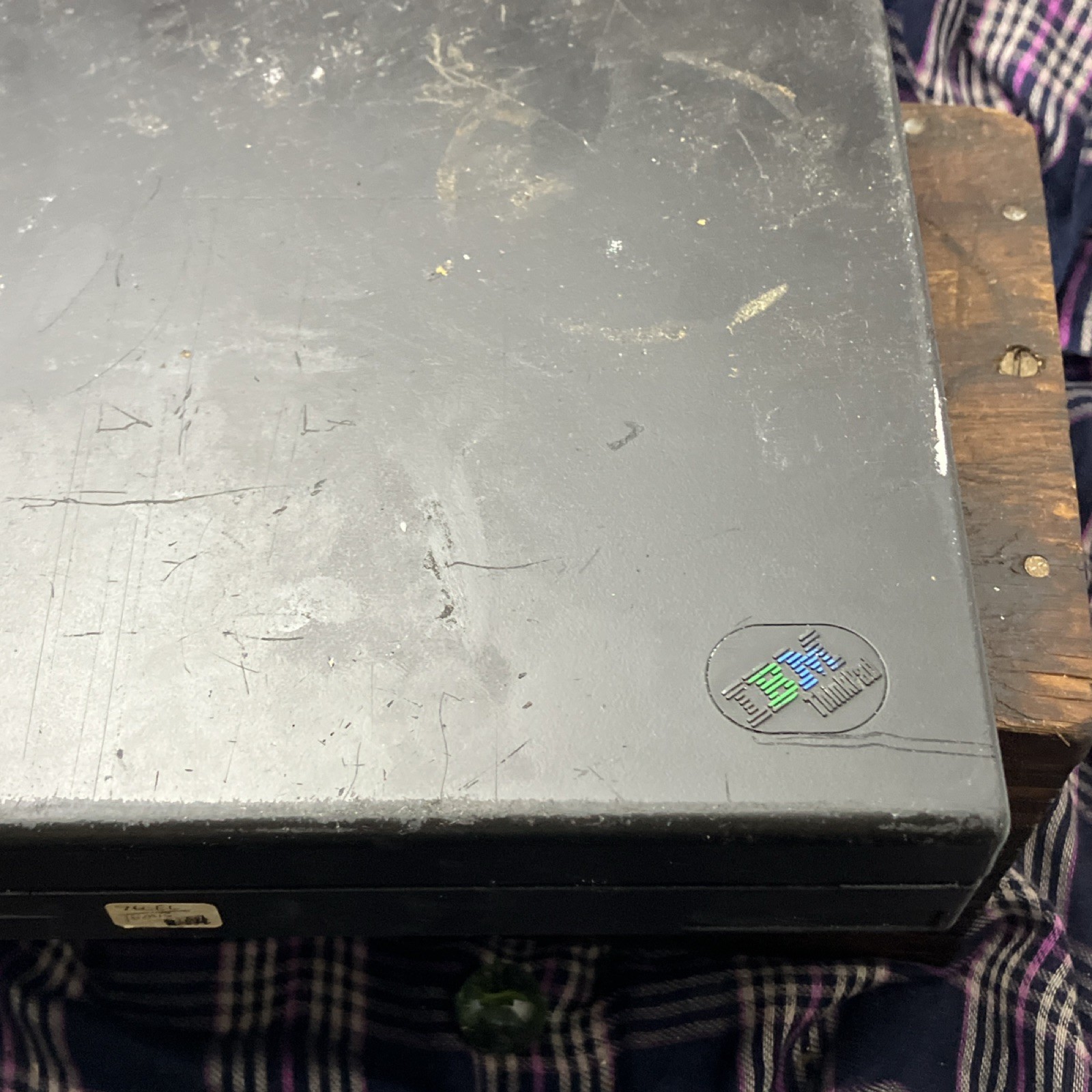 IBM ThinkPad 760EL 12.1in Pentium 120MHz 8MB 1GB HDD Parts/Repair