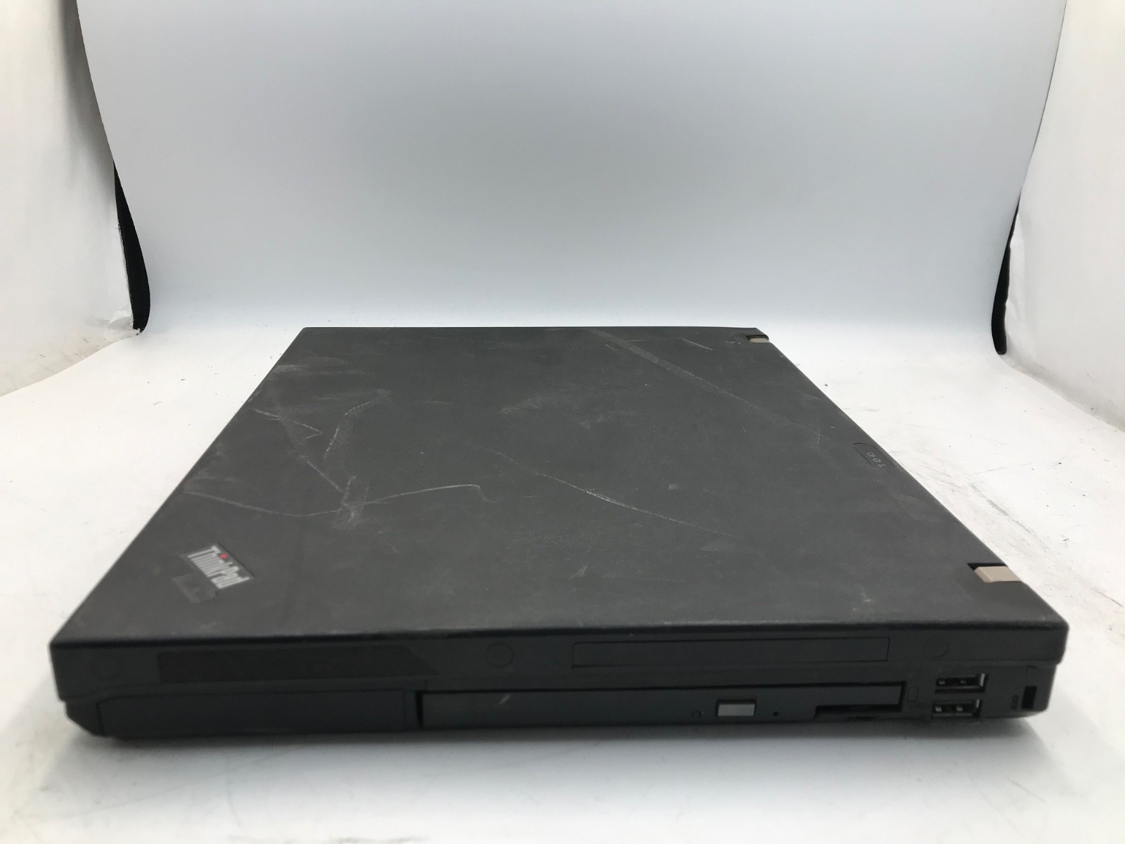 Lenovo ThinkPad R60 Intel Celeron 14″ -BOOTS/BAD DISPLAY/CRACKED- MZ