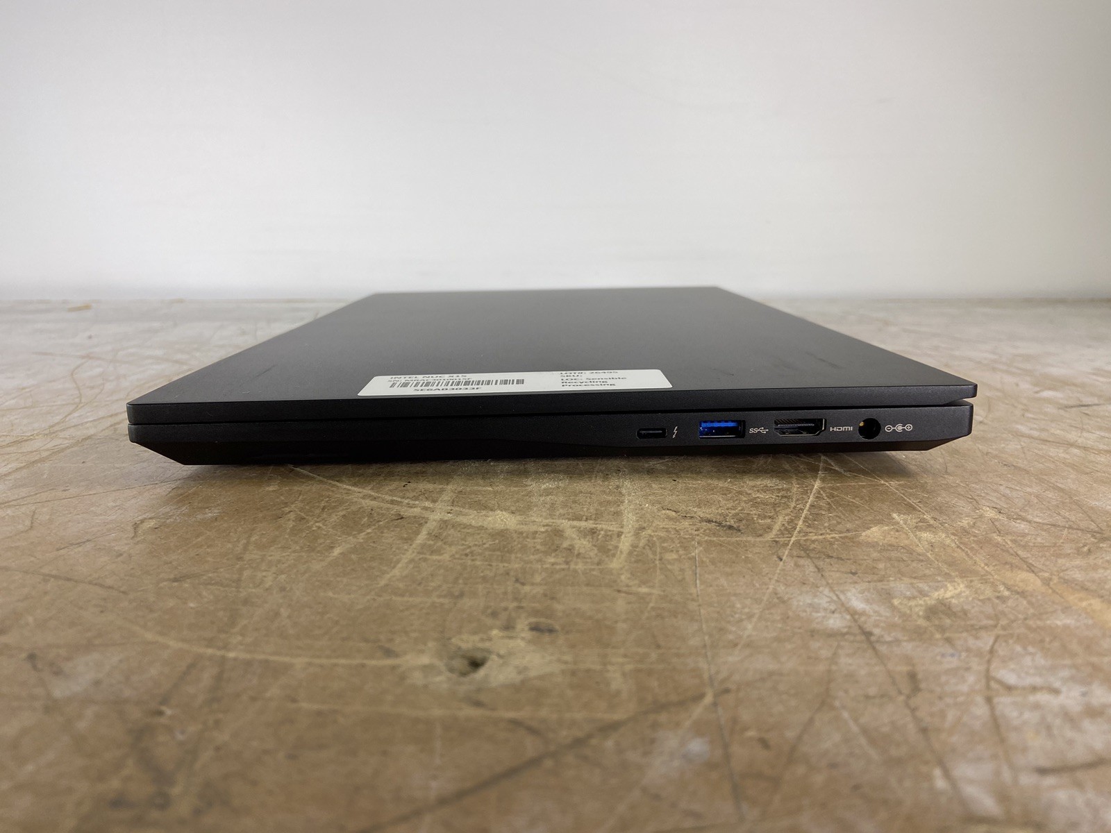 INTEL NUC X15 I7-12700H @ 1.70GHz, 16GB RAM, NO HDD/OS – (FOR PARTS)