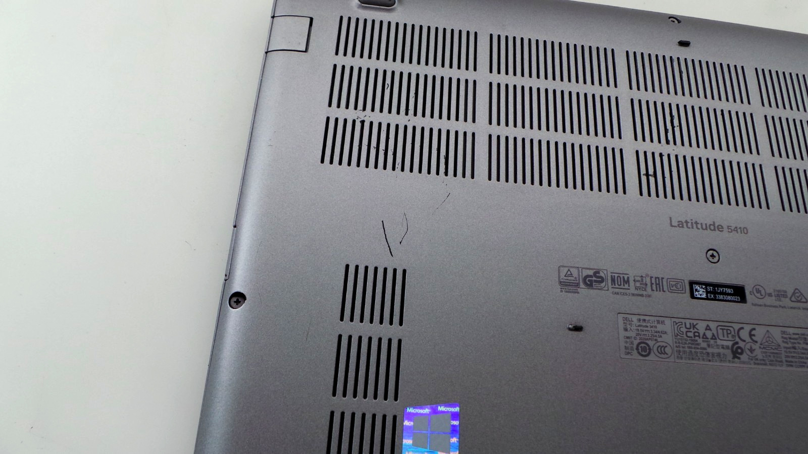 Dell Latitude 5410 | 14″ | i5-10310U 1.70GHz | 16GB RAM 256GB NVMe | WIN 11 PRO