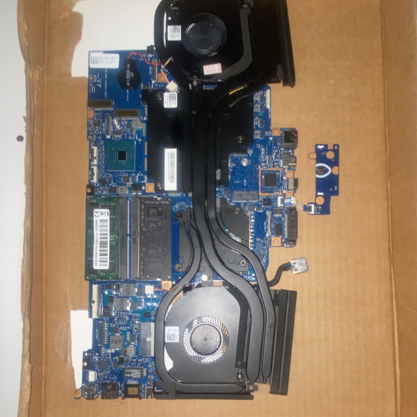 Alienware M15 R1 2019 barebones 24gb ram READ DESC