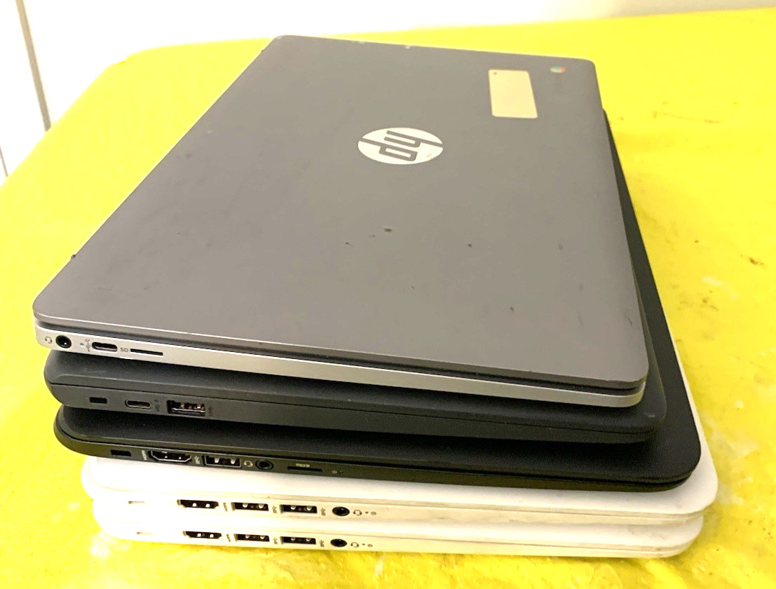 Lot Of 5 HP Chrome book Laptops