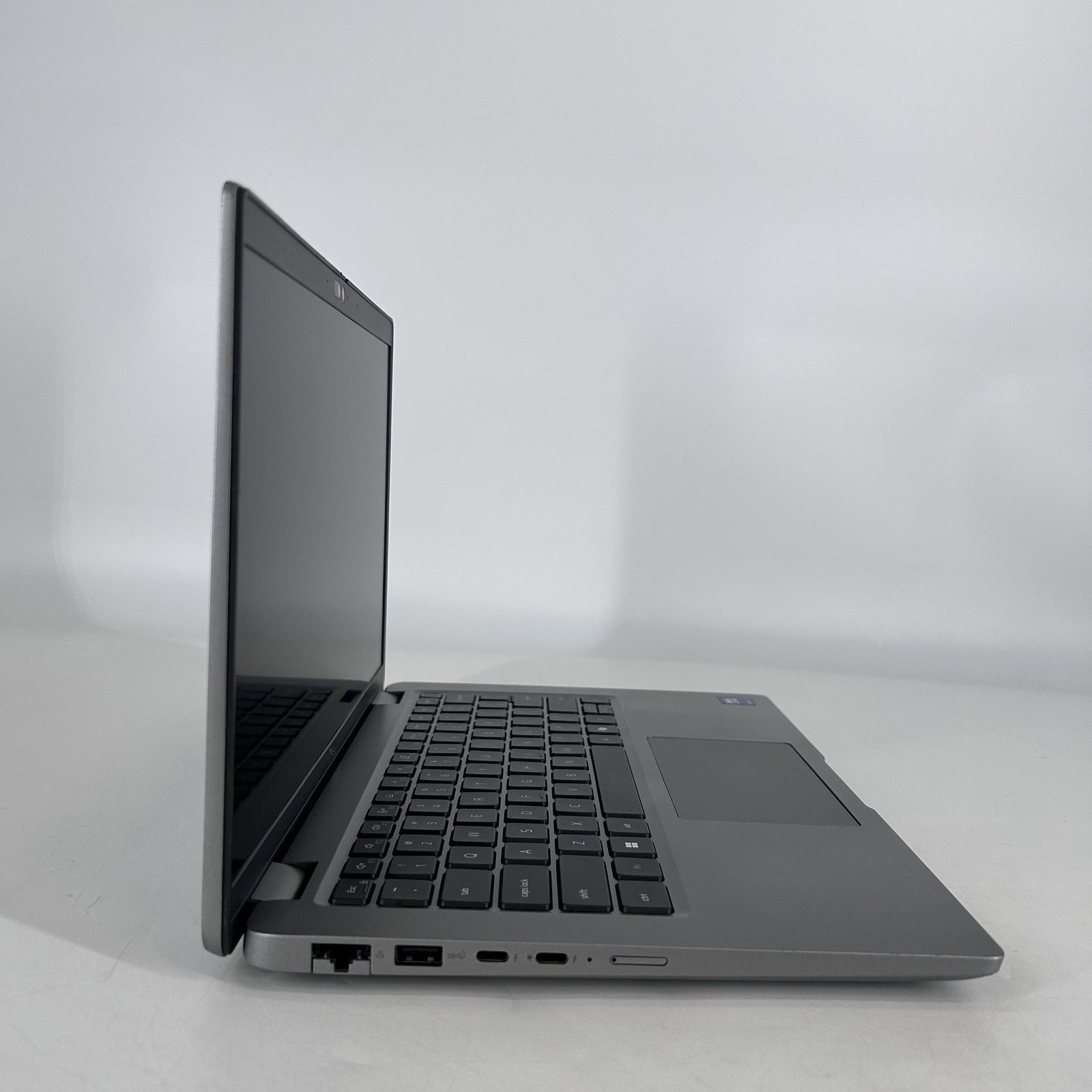 Dell Latitude 5450 14 FHD TOUCH 1.4 GHz Ultra 7 165H 32GB 512GB SSD Very Good