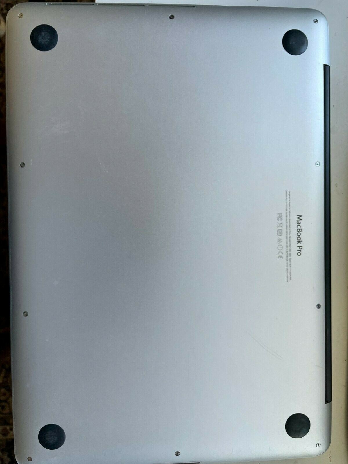 Apple MacBook Pro A1502 13.3″ Laptop – MF843LL/A (Early 2015) (Broken Screen)