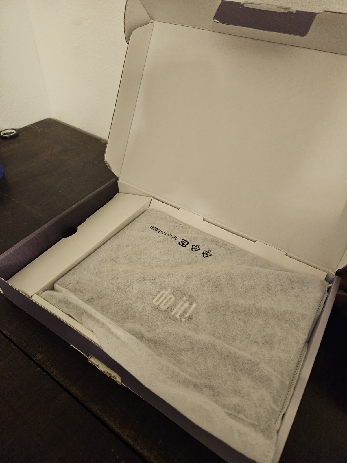 2015 ACER One 10 windows 10 S1002-17FR Dark silver Laptop with box