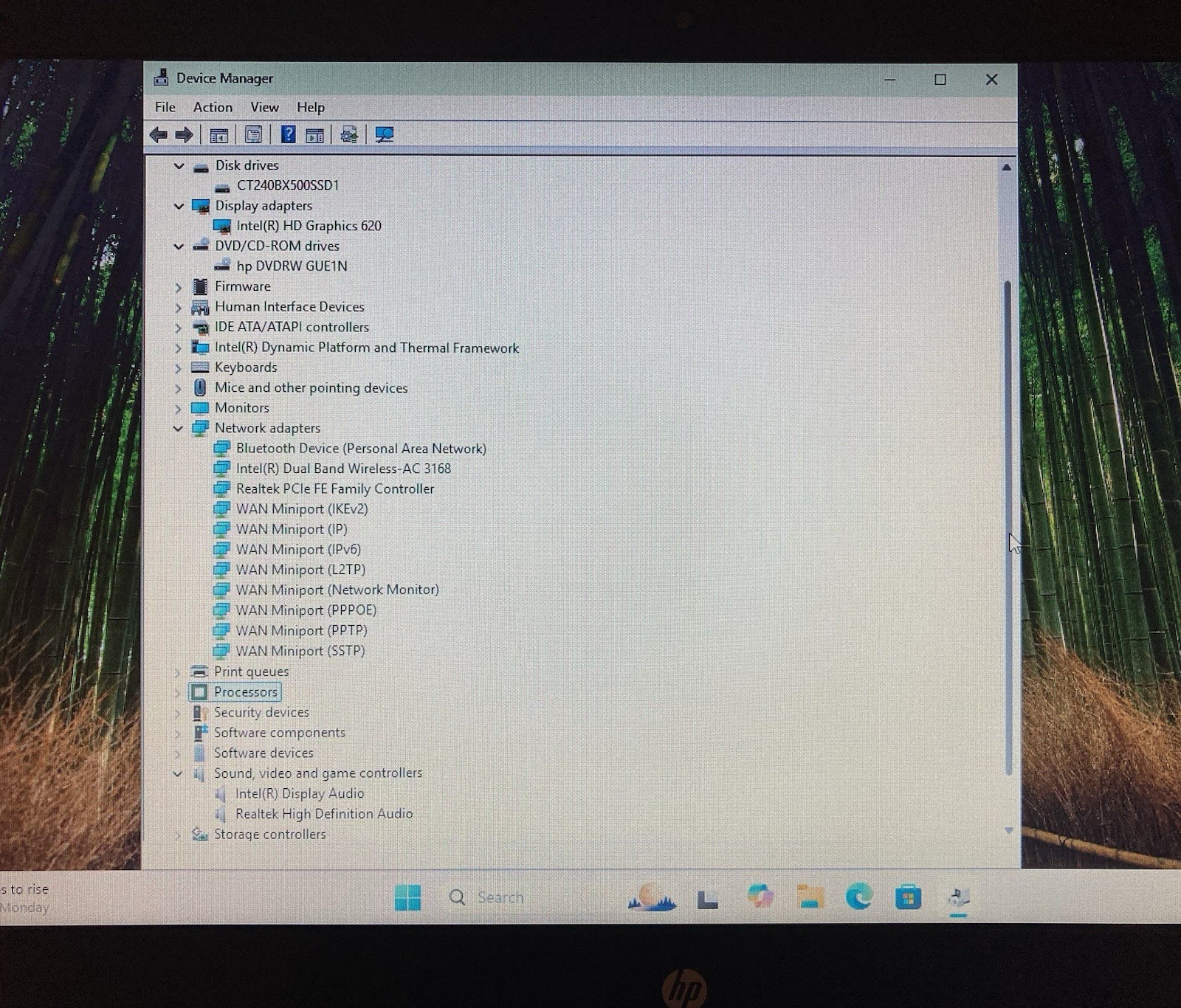 HP 15-au123cl 15.6″ Laptop, Windows 11 /i5 7200U/12GB/240GB/Excellent Cond/READ