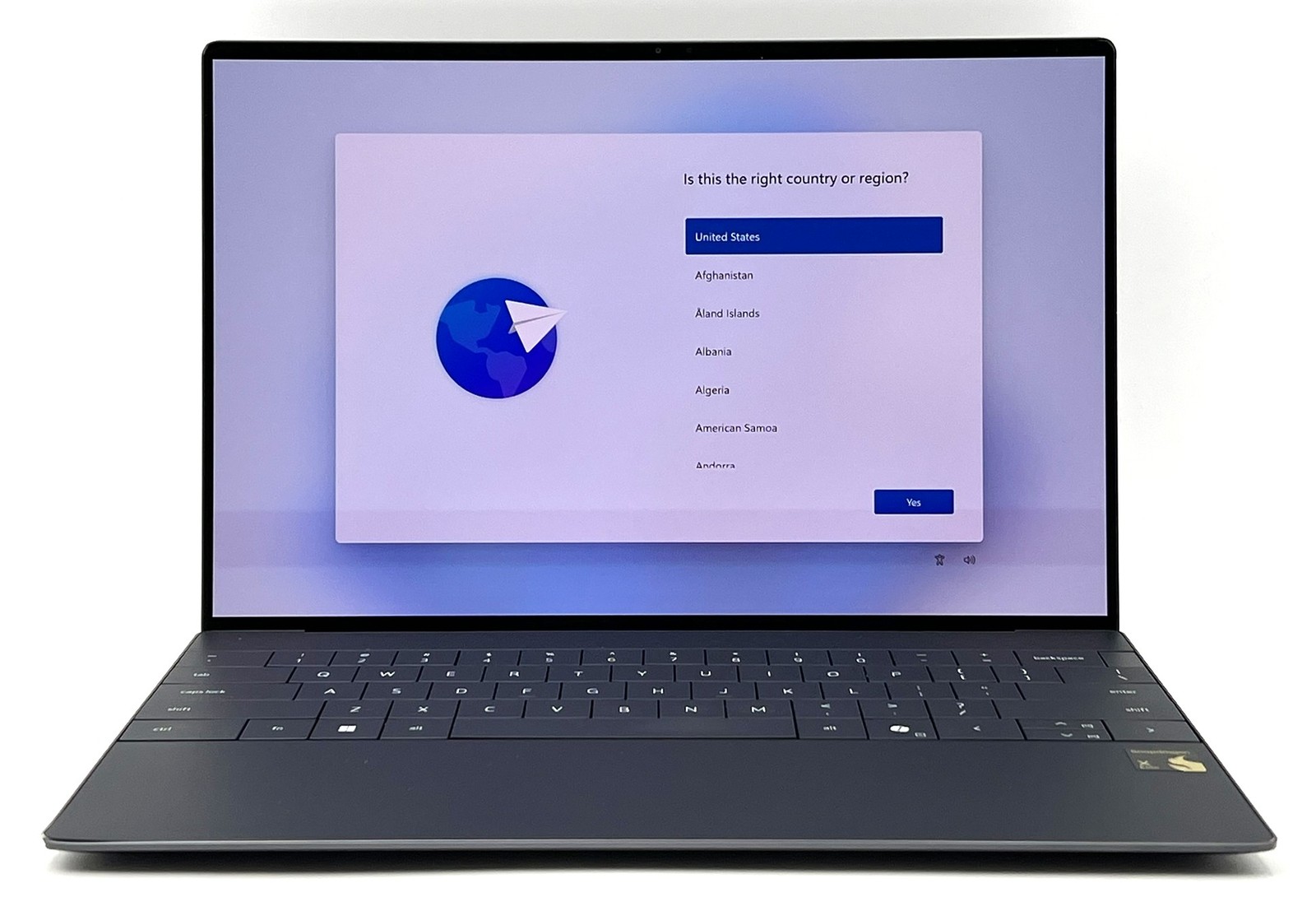 Dell XPS 13.4″ OLED Laptop – Snapdragon X Elite Copilot+ 16GB RAM – 512GB SSD