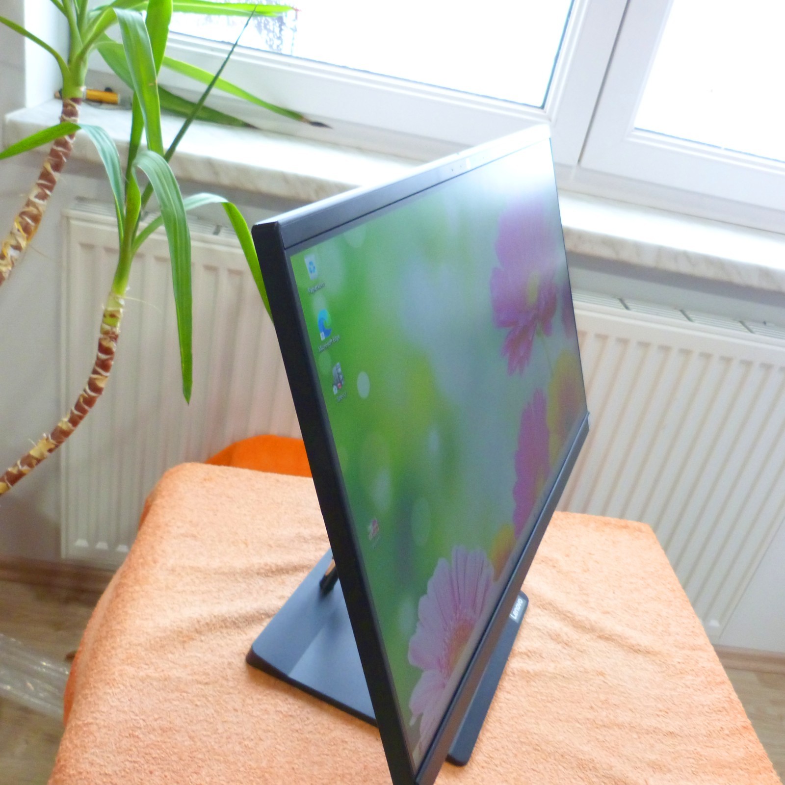 ALL IN ONE PC Lenovo V30a 24″ FULLHD l SSD Windows 11 PRO I Intel 10GEN AIO