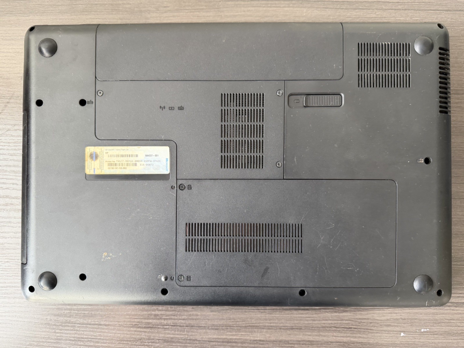 Compaq Presario CQ56 Laptop for Parts Only No Power Supply