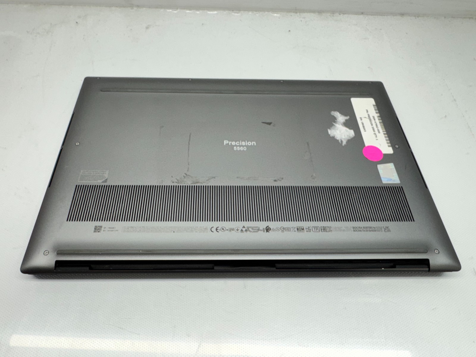 Dell Precision 5560 15.6″ Intel i7-11850H@2.5GHz 16GB 256GB T1200 **READ**