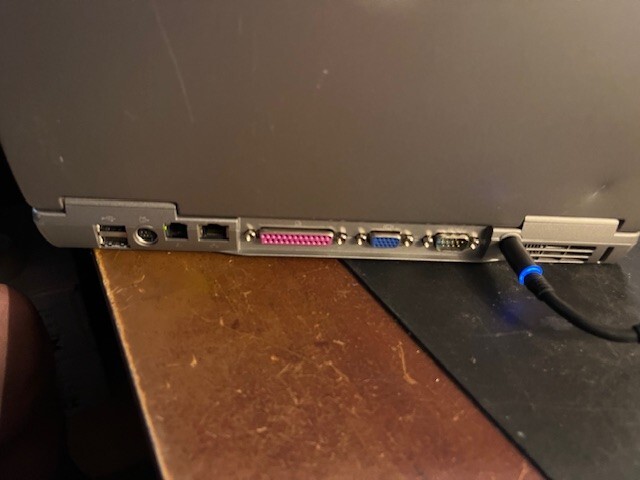 Dell Laptop Windows XP -Parallel port-9 pin Serial Port-RS232-NEW Battery and ac