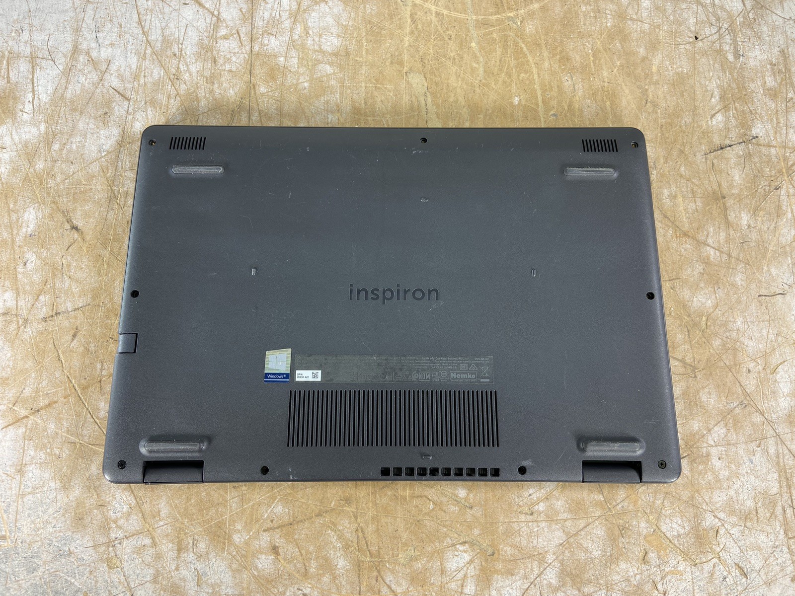 DELL INSPIRON 3501 i5-1135G7 @ 2.40GHz, 8GB RAM, NO HDD/OS