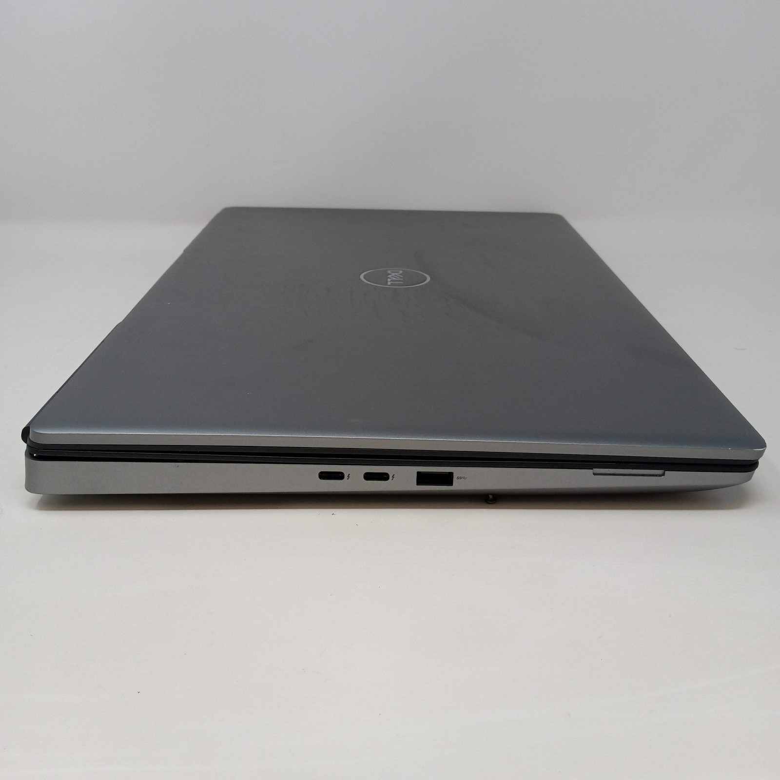 Broken Dell Precision 7750 17.3″ i5-10400H 2.6GHz 16GB RAM No Os No Battery No R