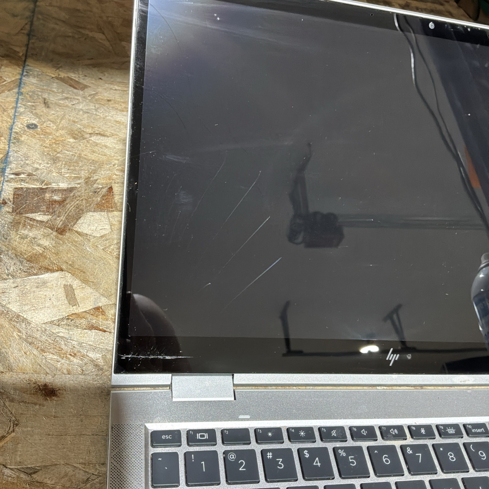 HP ELITEBOOK X360 830 G7 8 GB RAM 256 GB SSD CORE I5-10210U Broken Screen C500