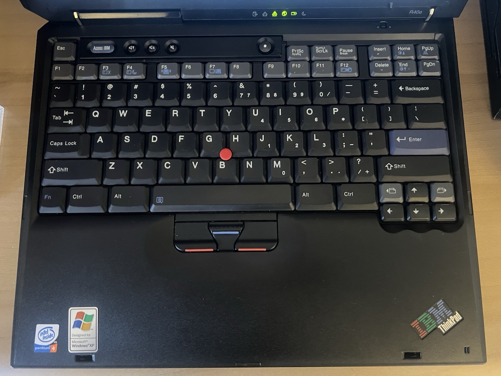 Vintage IBM ThinkPad R40e Laptop – Classic Windows XP System