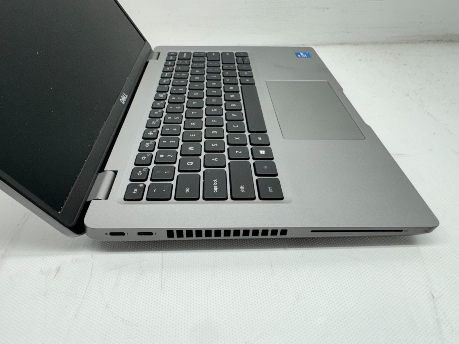 Dell Latitude 5421 Intel i5-11500H@2.9Ghz 16GB RAM 256G Win 11 *Read*
