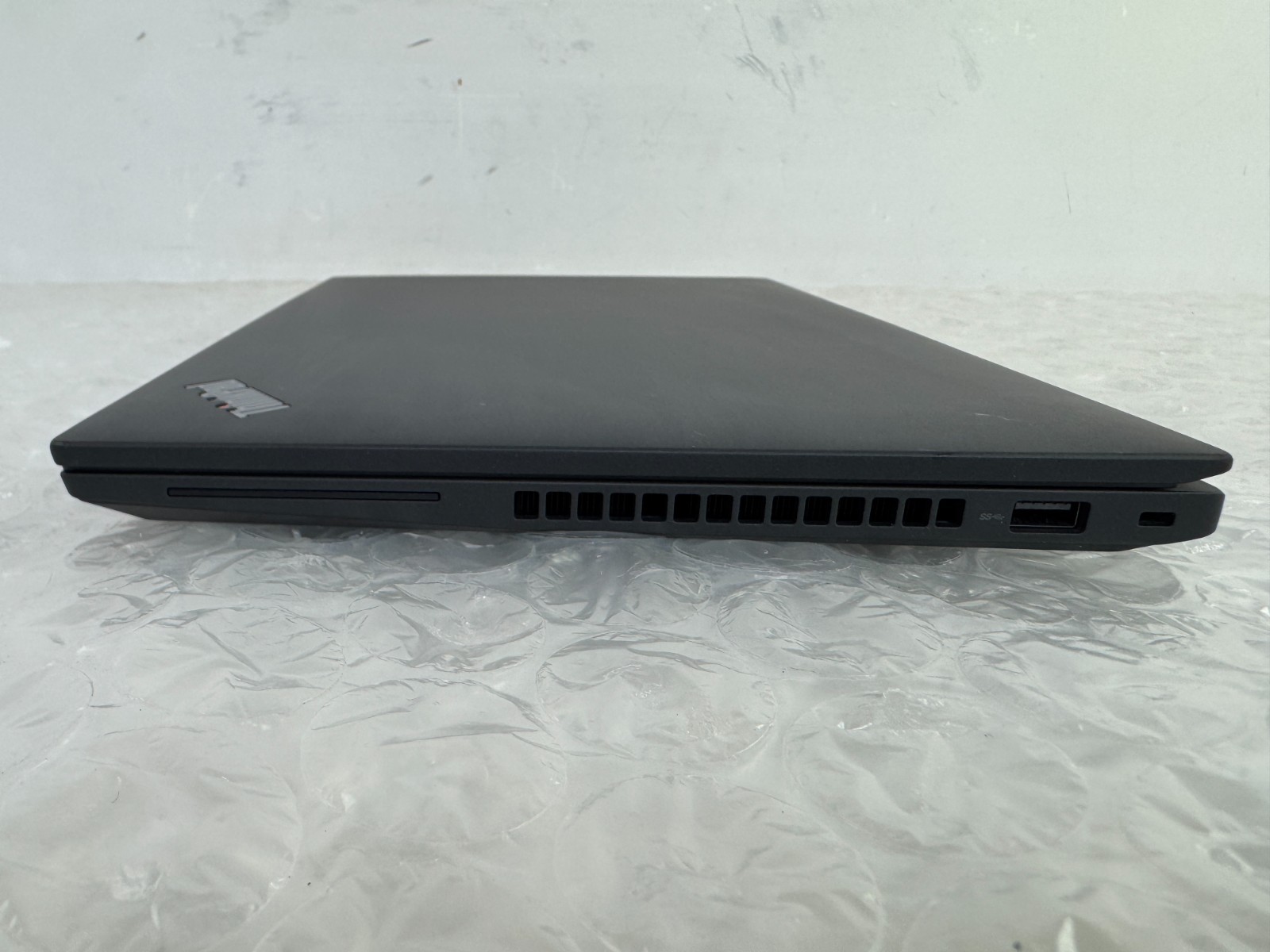 Lenovo ThinkPad T14 Gen 3 i7-1265U 16GB 512GB SSD 14″ FHD+ Win 11 Pro