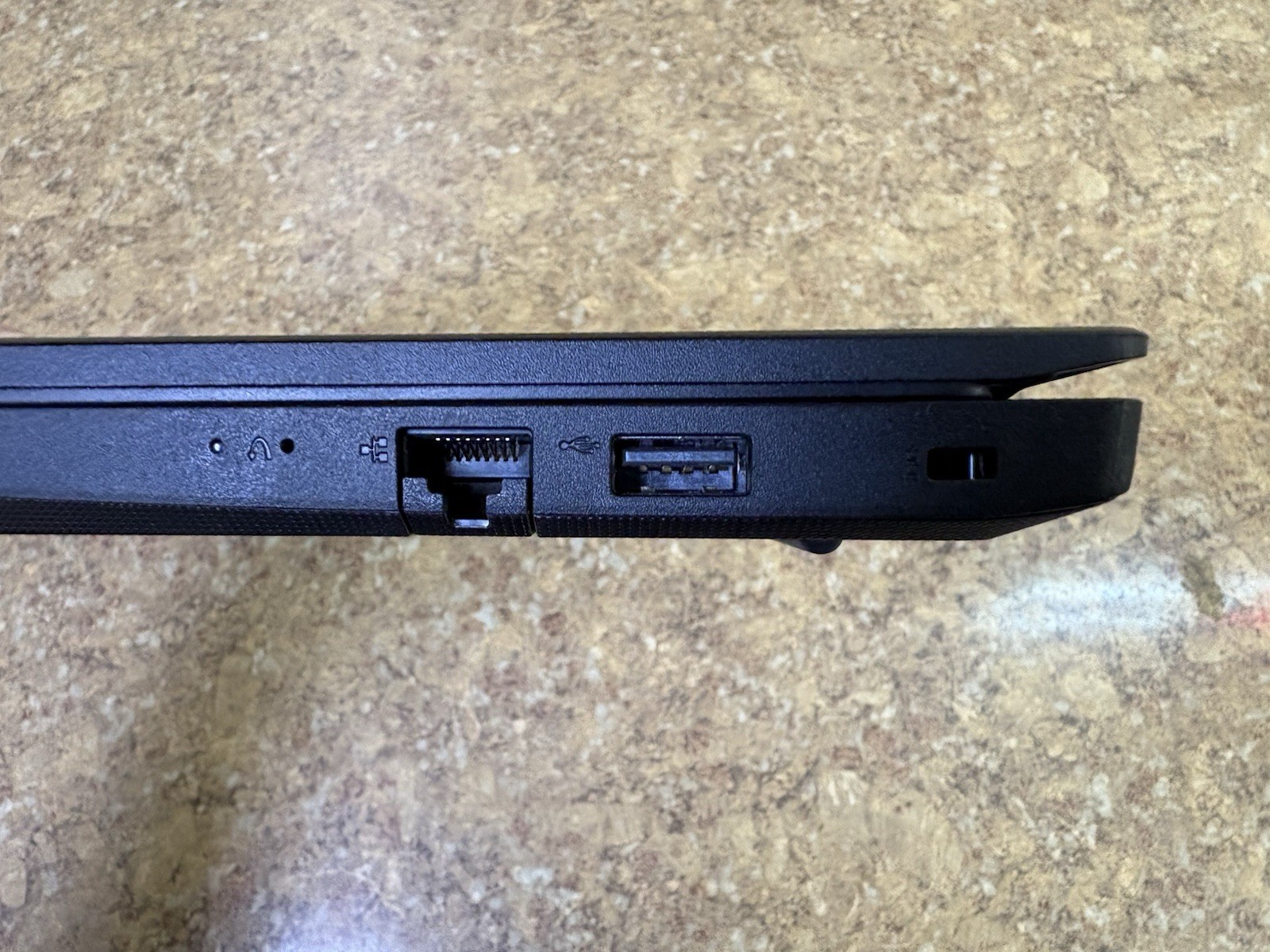Lenovo V14 G4 14″ Ryzen 5 40GB RAM 1TB SSD W/ 512GB Ext. SSD & Carry Case *New*
