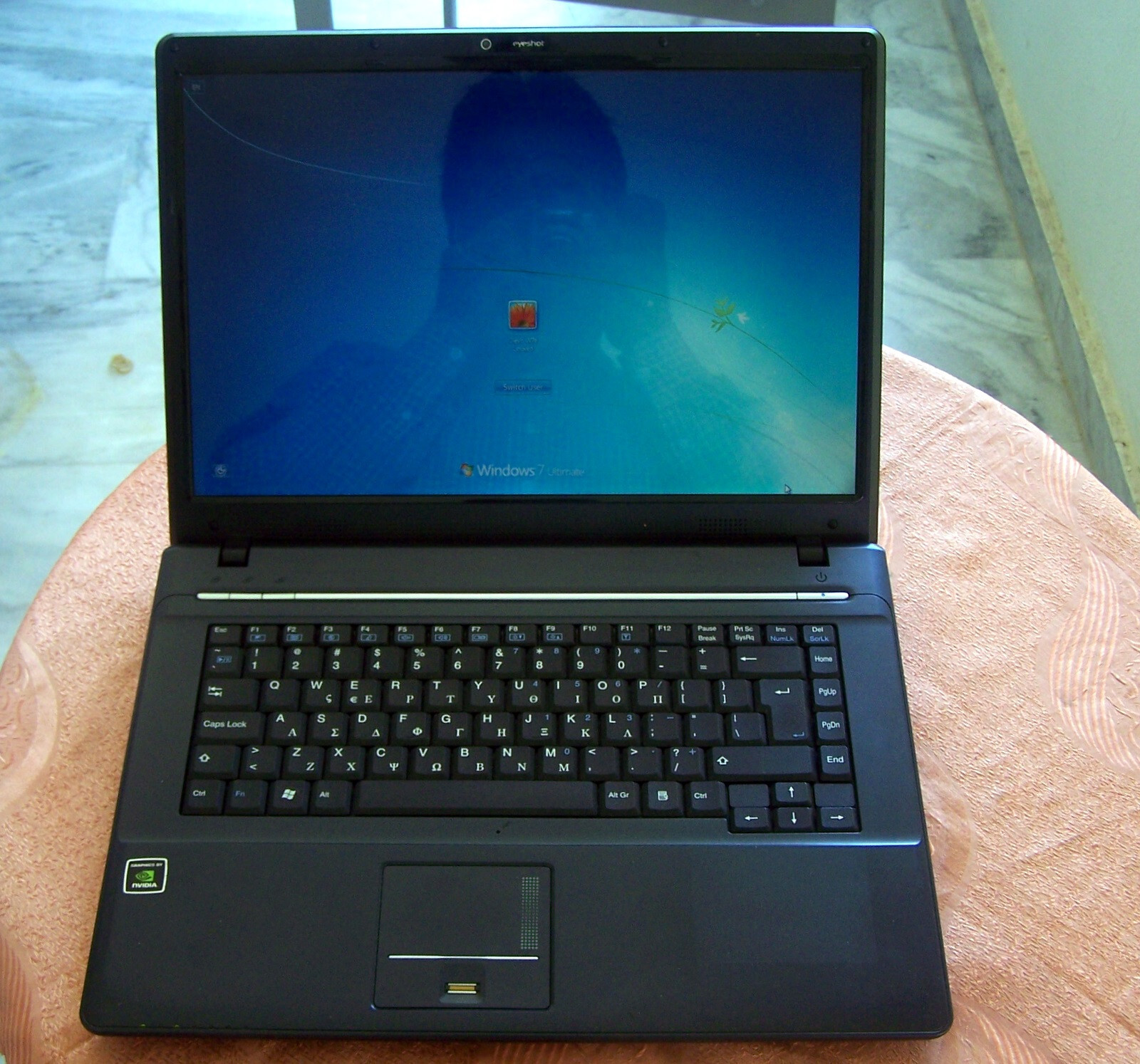 Clevo M761TU, Intel 2 Core T5800 2.00 GHz, 4GB, 250GB, HDMI, nVIDIA GeForce-ΝΟ w