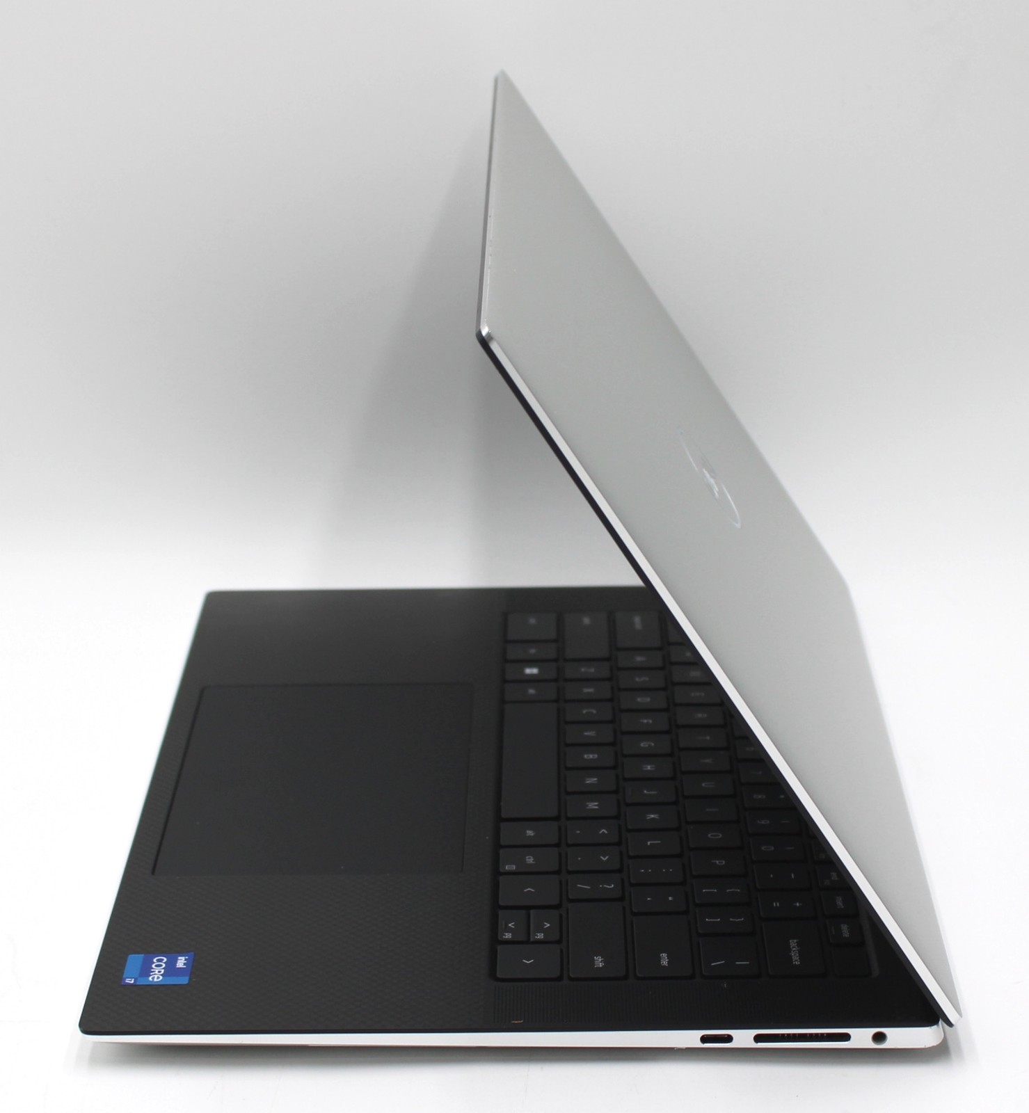 Dell XPS 15 9520 i7-12700H FHD 8GB 512SSD NO O.S. – Cosmetic (Barebones)