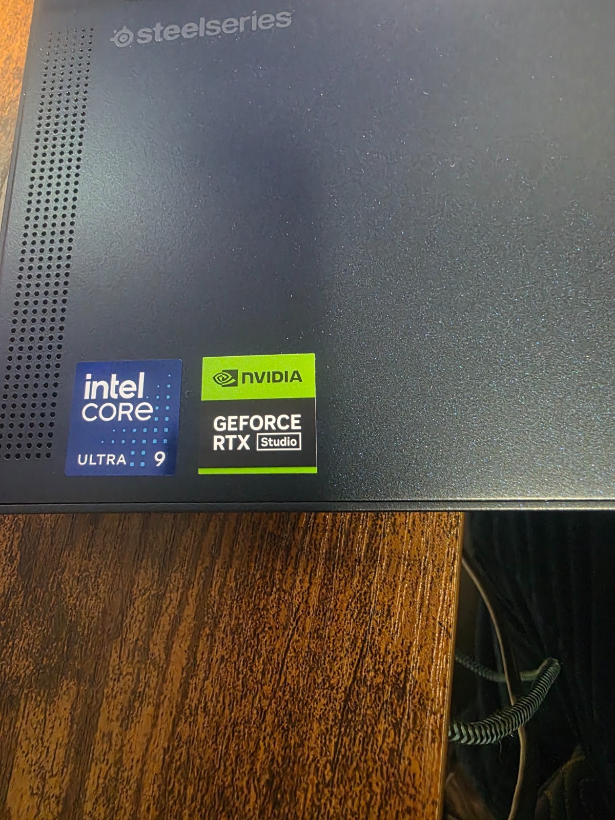 MSI Stealth 16 AI Studio Ultra 9 185H 32GB 1TB SSD RTX 4070