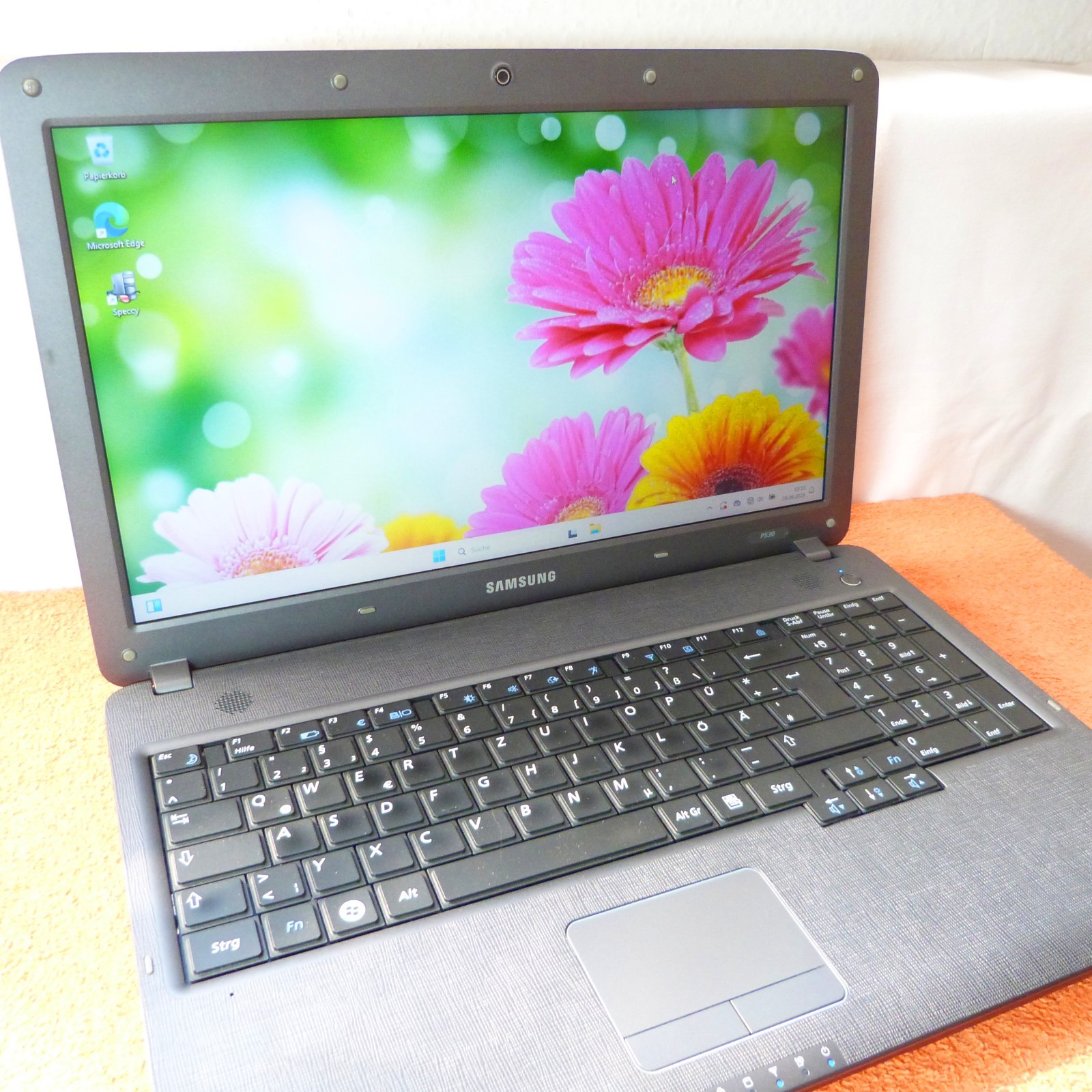XXL LOT Samsung P530 Nolan Laptop 15″ HD l SSD Windows 11 PRO l HDMI DVDRW