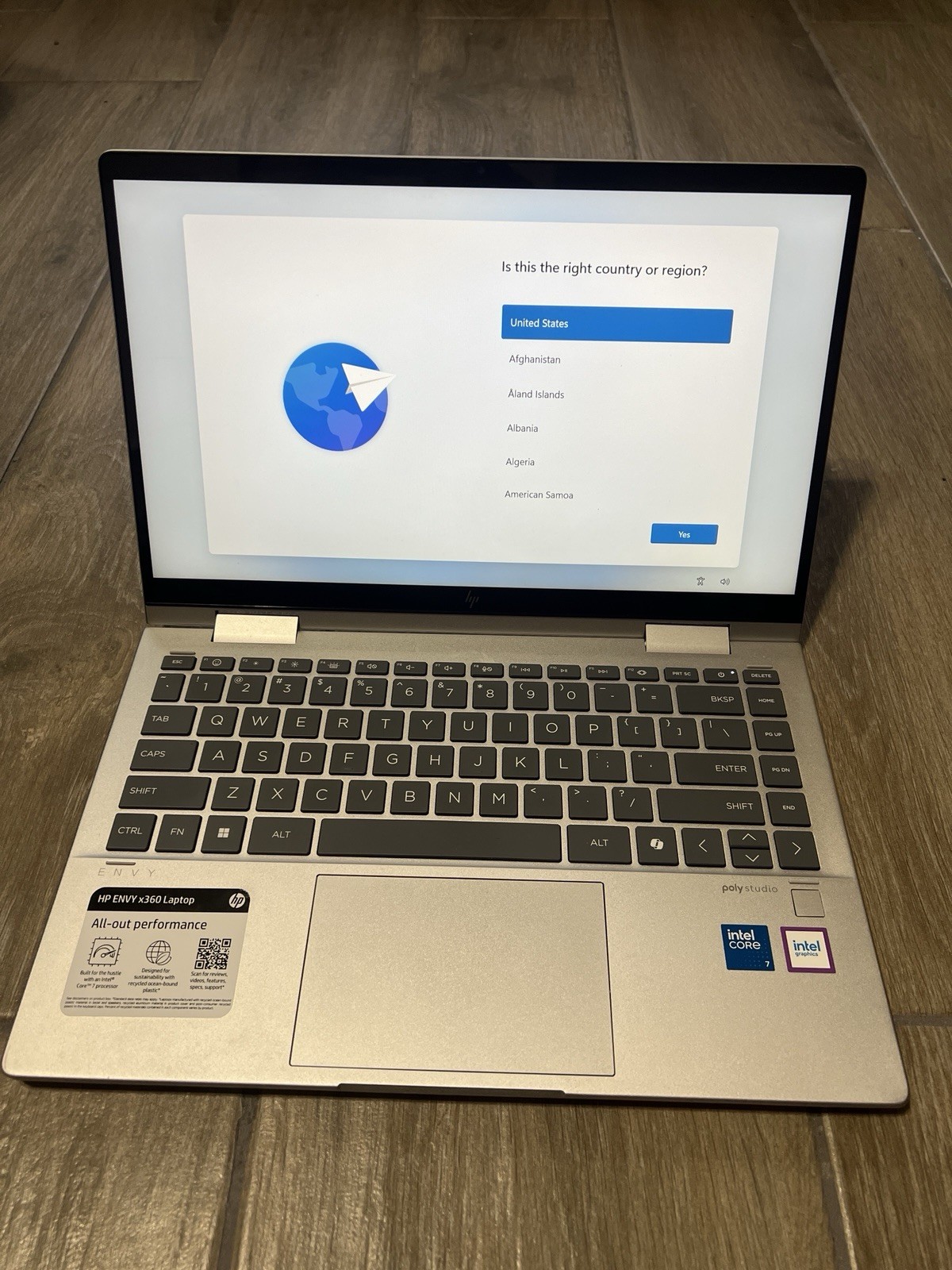 HP Envy x360 14-es1023dx 14″ 16gb 512gb SSD Core 7 150u 5.4GHz Win11h