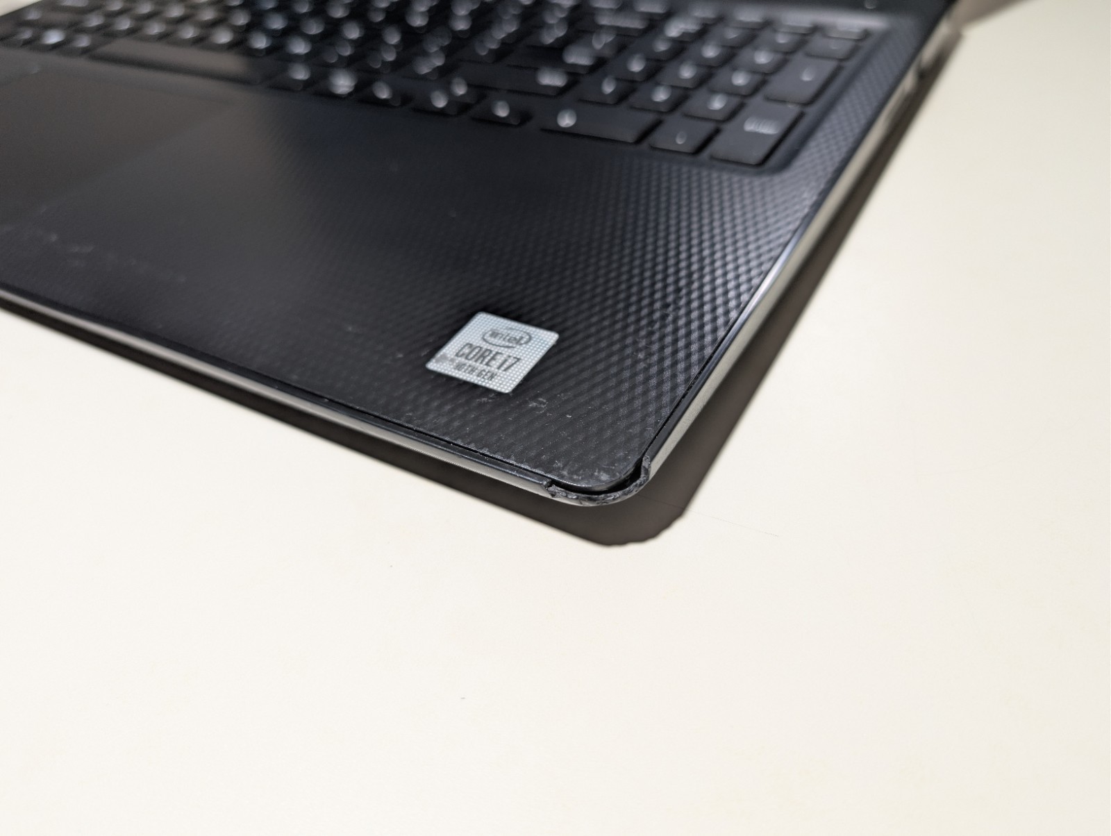 Read DELL INSPIRON 15 3593 Touchscreen | i7-1065G7 16GB RAM 256GB SSD + 500GB HD