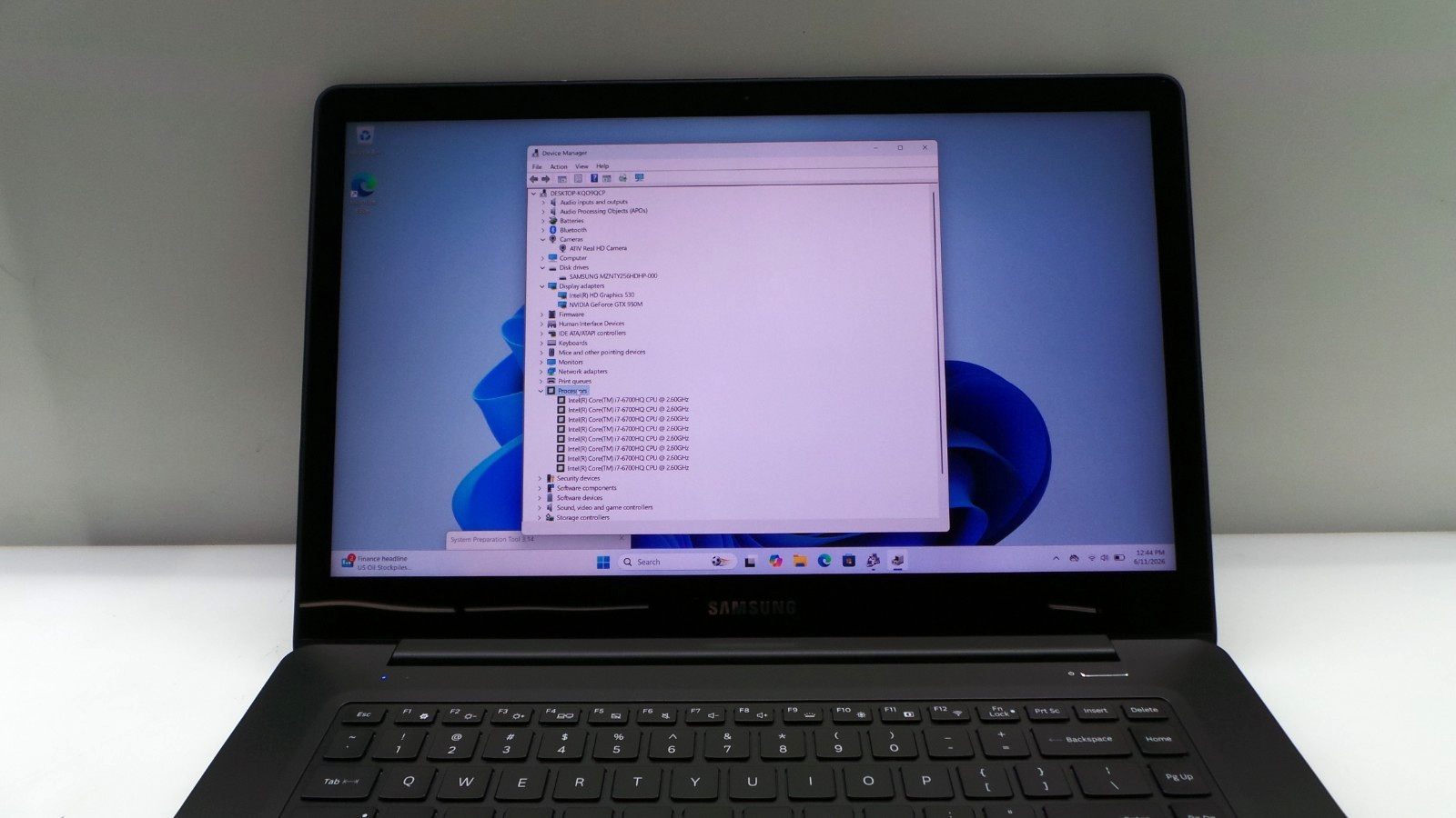 Samsung Notebook NP940Z5L | 15.6″ | i7-6700HQ | 8GB 256GB SSD | Touchscreen