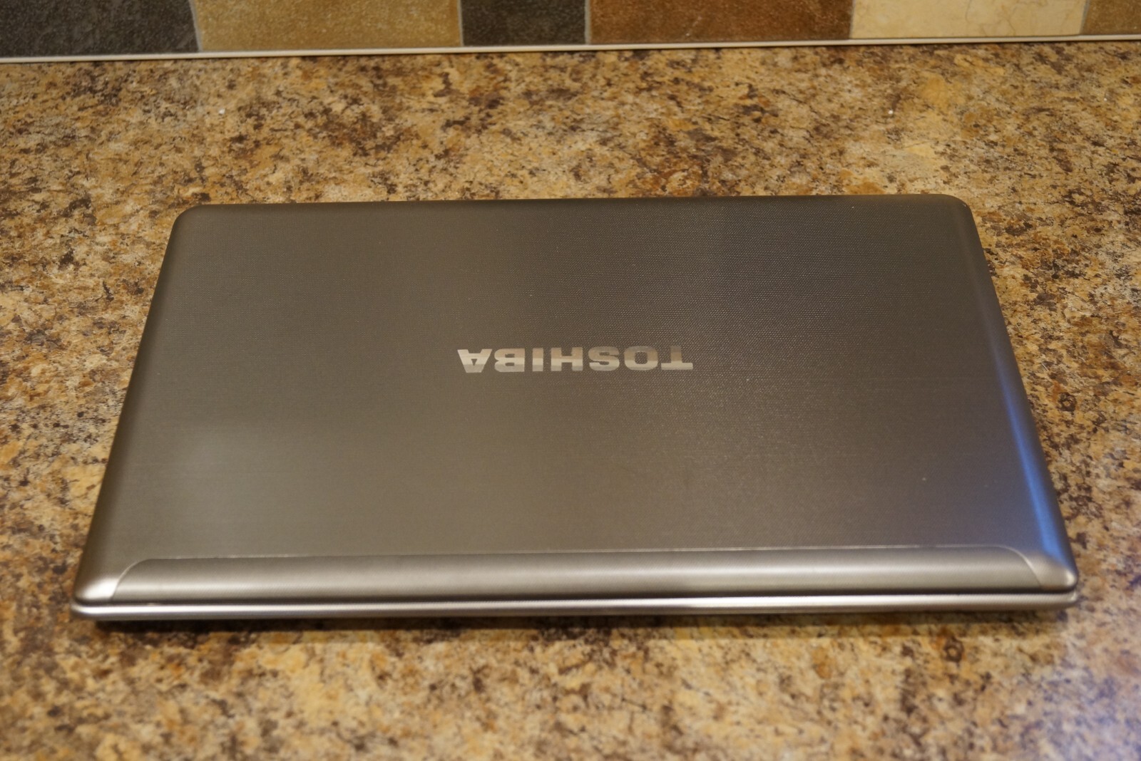 Toshiba P855-S5200 i7 Charges Battery,Will Not Turn On.Parts Repair.READ
