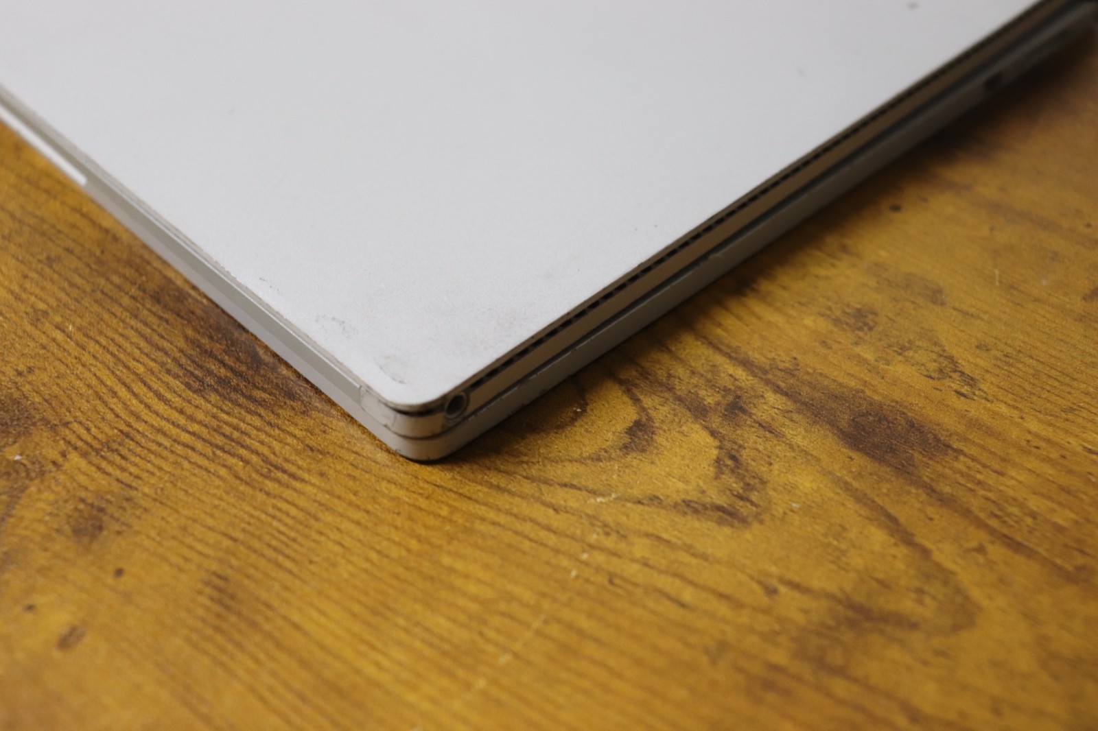 Microsoft Surface Book i5-6300U @ 2.4GHz 128GB SSD 8GB RAM Nvidia GPU 1GB Win 11