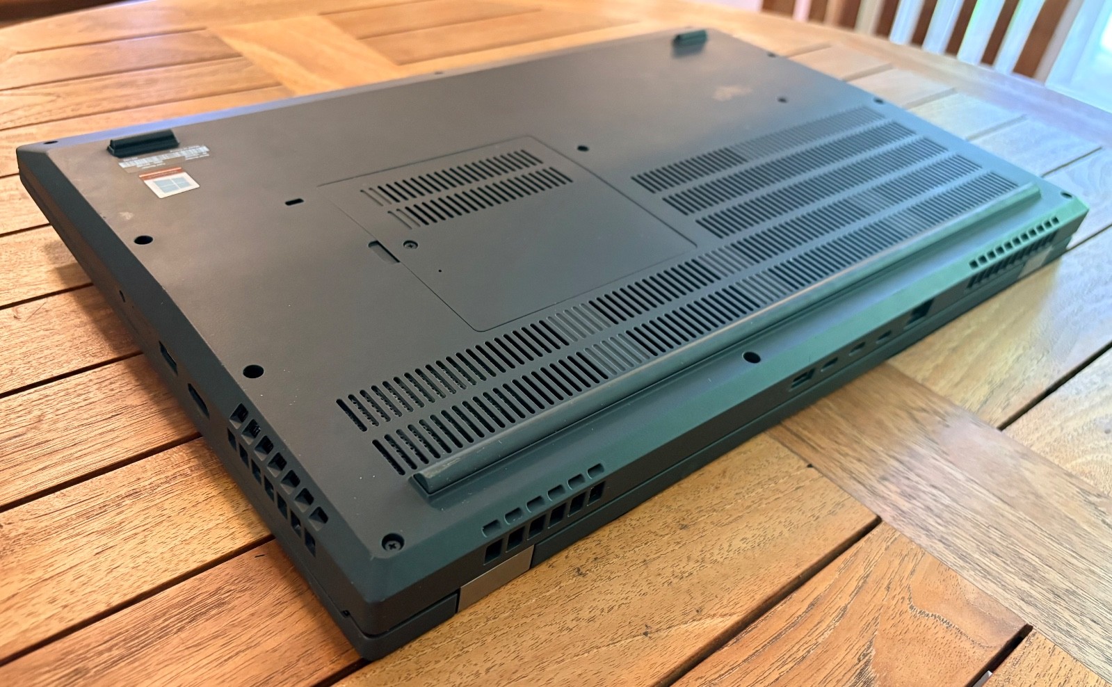 Lenovo P17, 128GB RAM, RTX5000 (16GB VRAM), 4K 17.3″ UHD, CPU i9-10855H, 1TB SSD