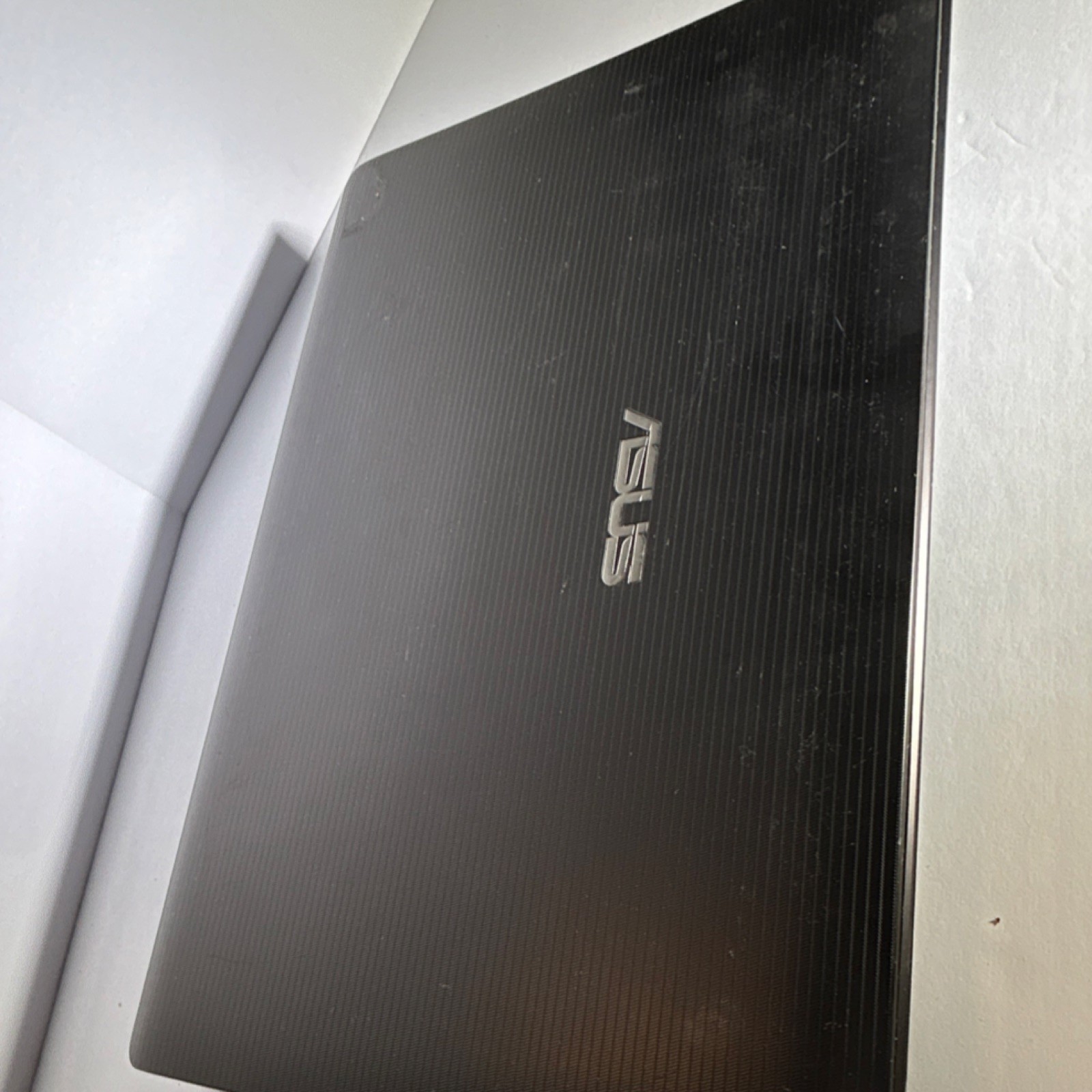ASUS K53U 15.6″ AMD Radeon HD 6310M Windows 7 Black Laptop FOR PARTS ONLY