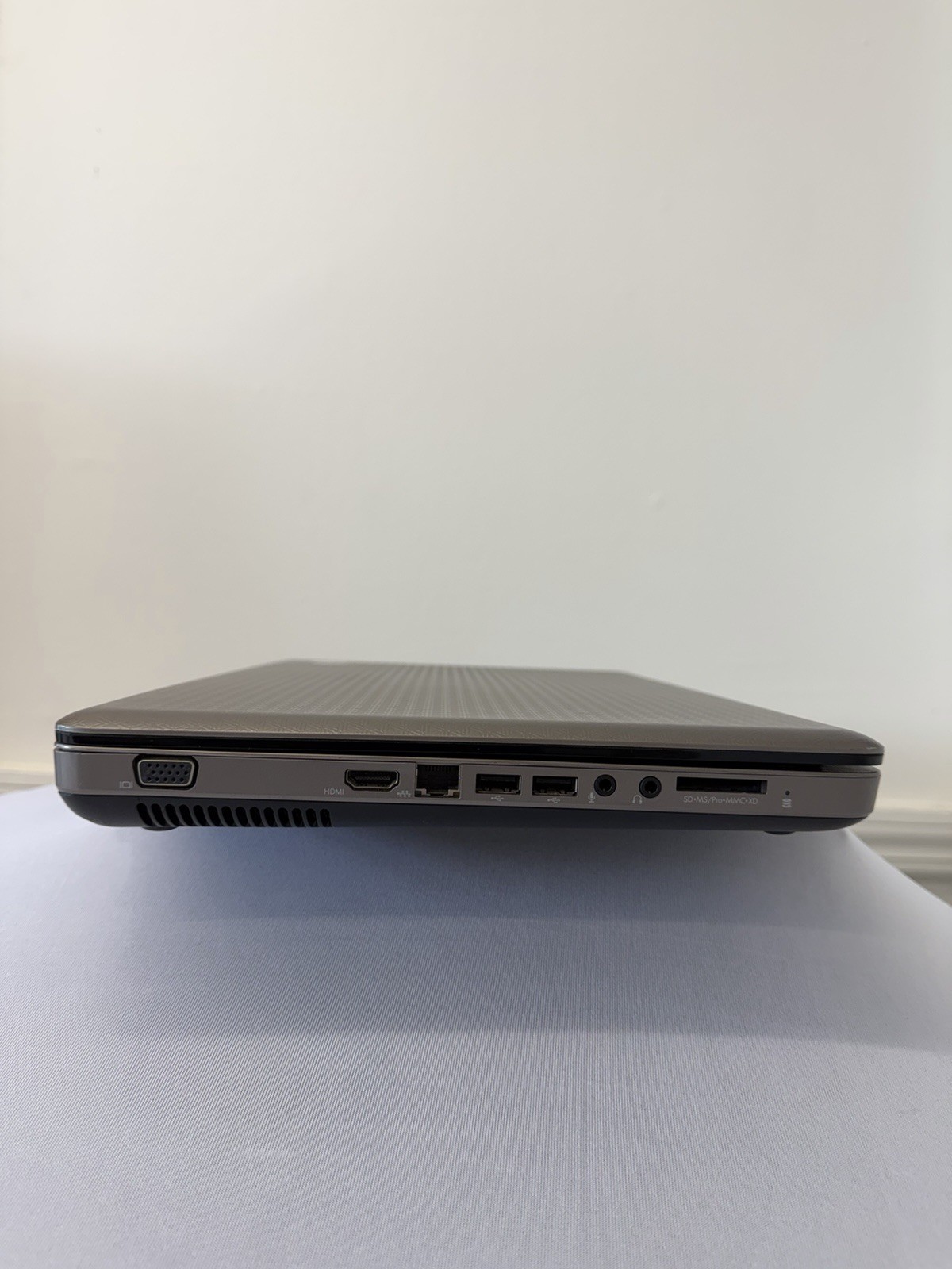 HP G62-455DX Laptop – Good Screen – Intel i3-M350 – Read Des