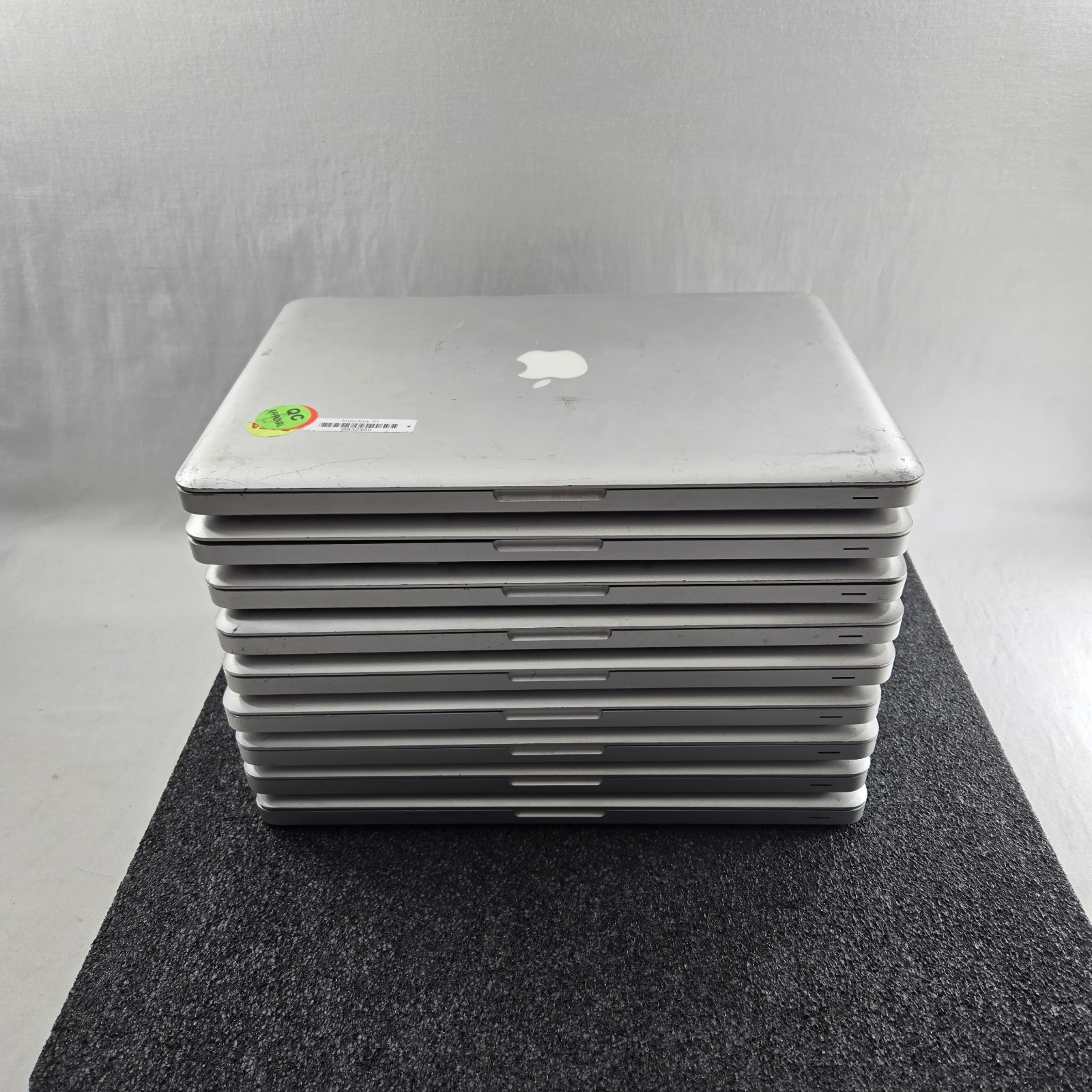 Lot of (9) Apple MacBook Pro A1278 Core 2 Duo 2.26GHz – Mixed Ram & HDD – PARTS