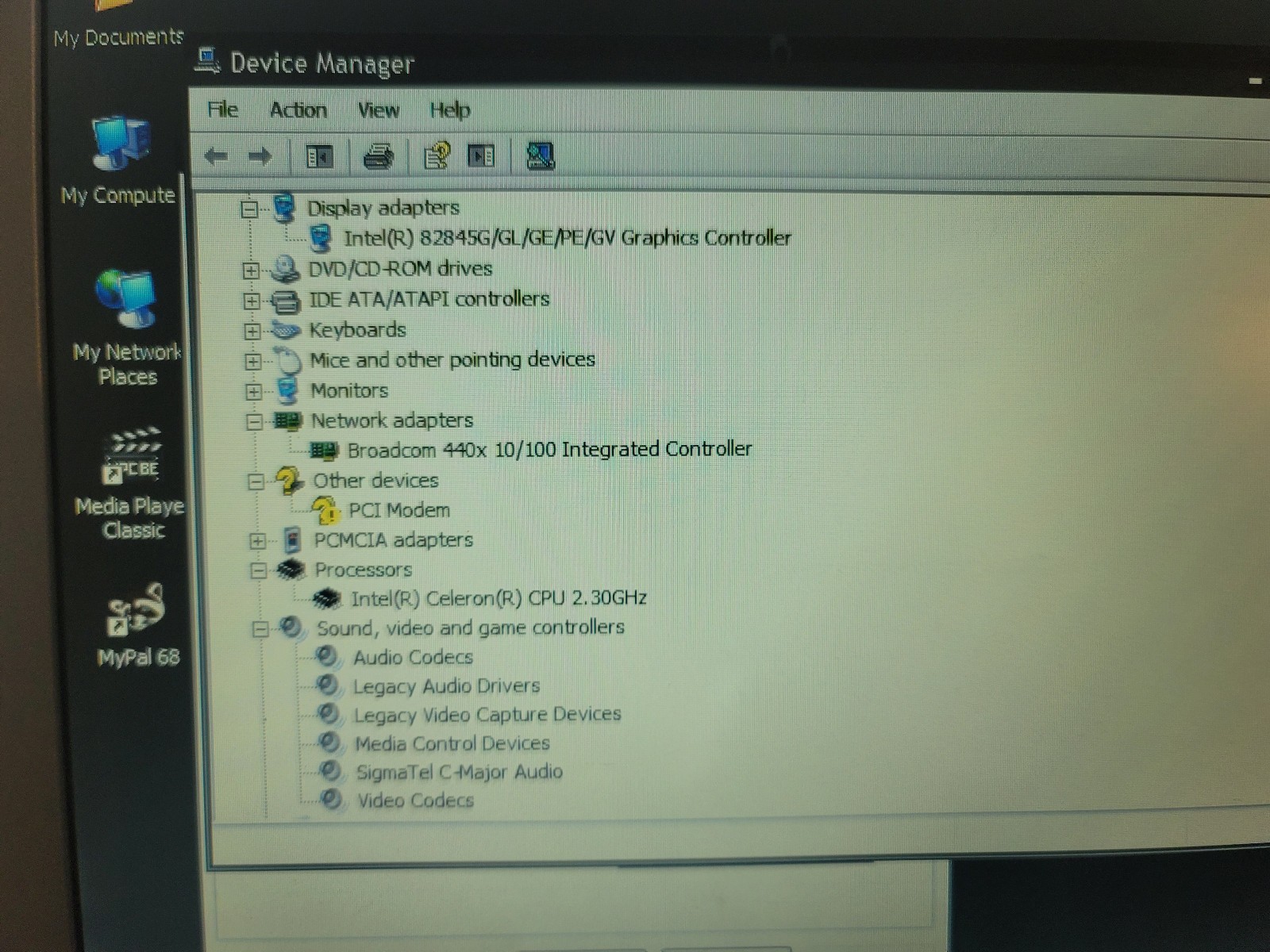 DELL INSPIRION 1100 INTEL CELERON CPU 2.30Ghz 128 MB RAM 32MB VIDEO WINXP