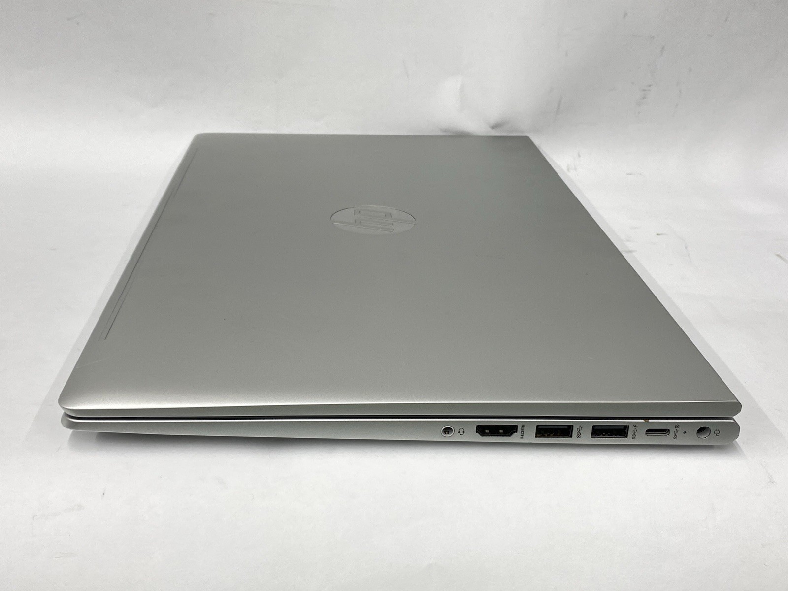 HP 450 G8 – Touchscreen FHD – i5-1135g7 – 8GB – 256SSD – Win 11 Pro – READ