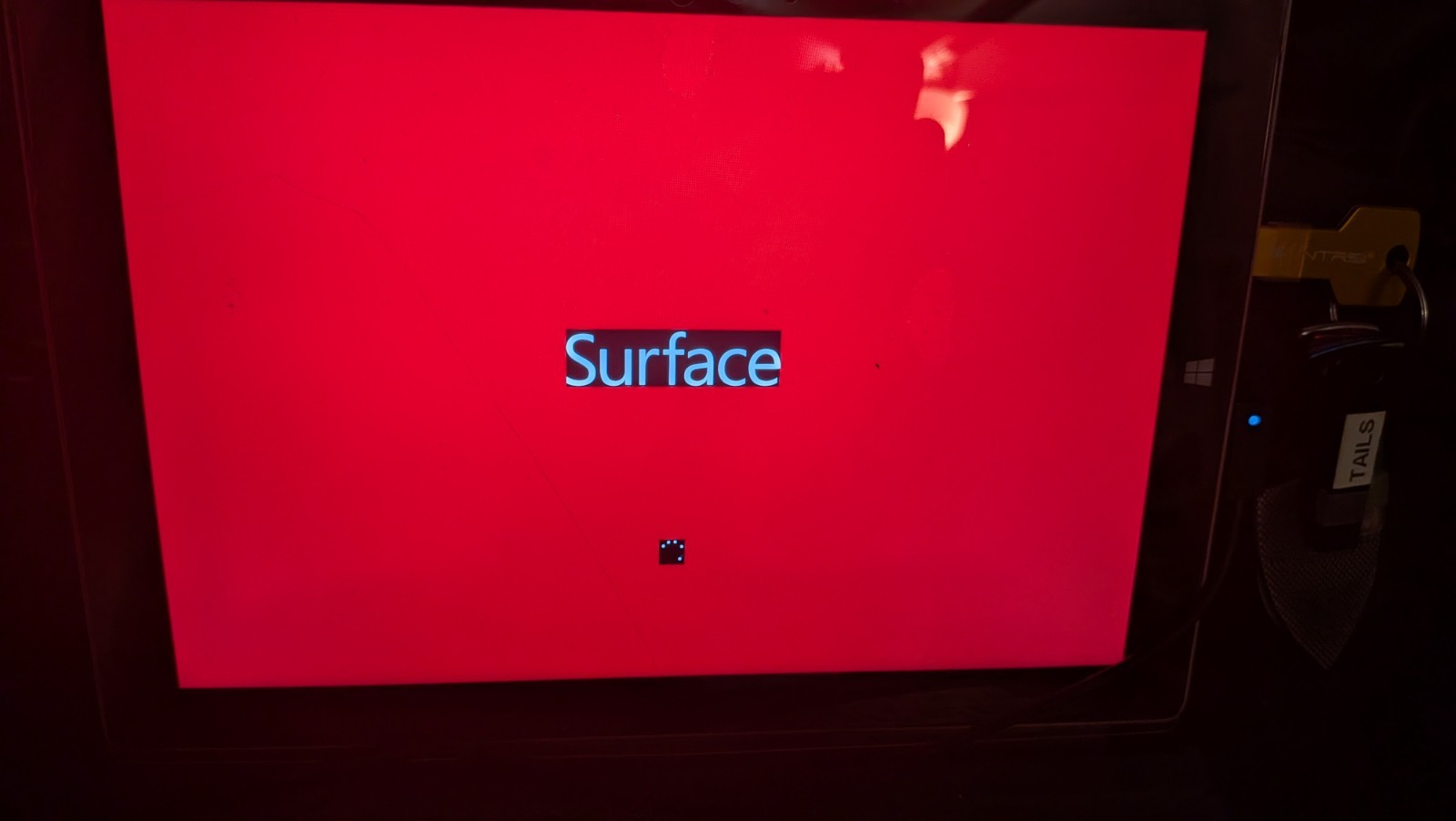 Surface 3 Tablet + Keyboard + Surface Dock + 2 chargers + 1 pen