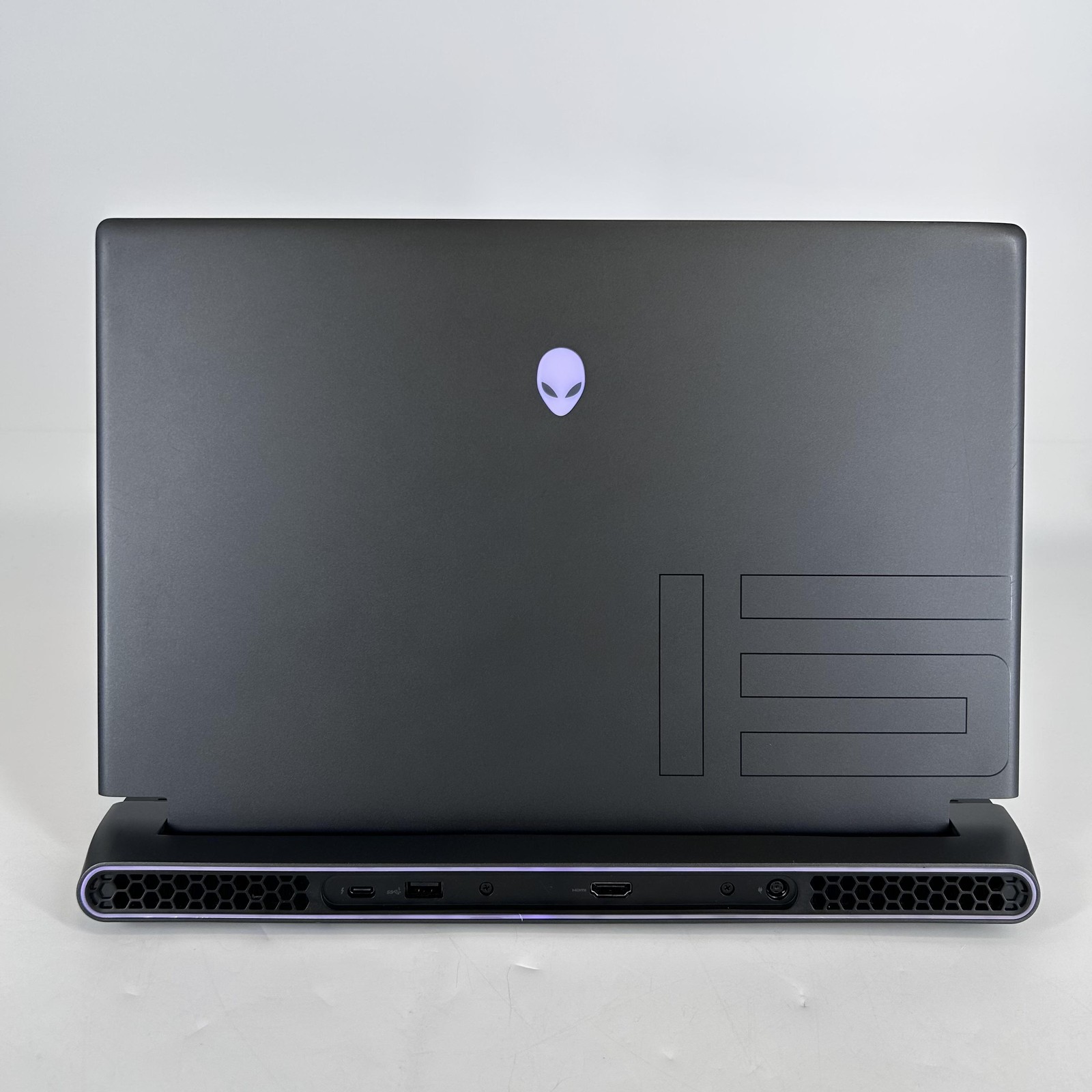 Dell Alienware m15 R7 240Hz 2K 2.5 GHz i9-12900H 32GB 1TB SSD RTX 3080 Very Good