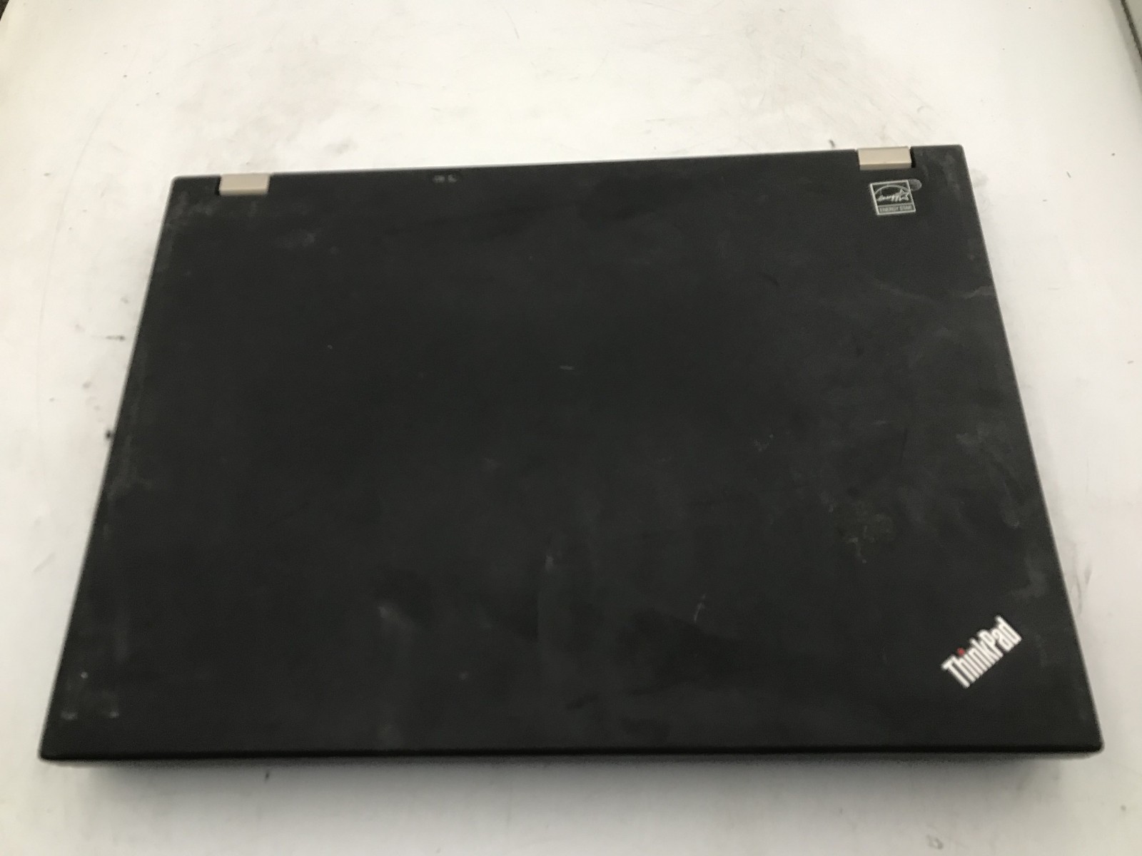 LENOVO THINKPAD T410i – FOR PARTS/NO POWER – INTEL I3 1ST GEN – NO RAM -READ-BB