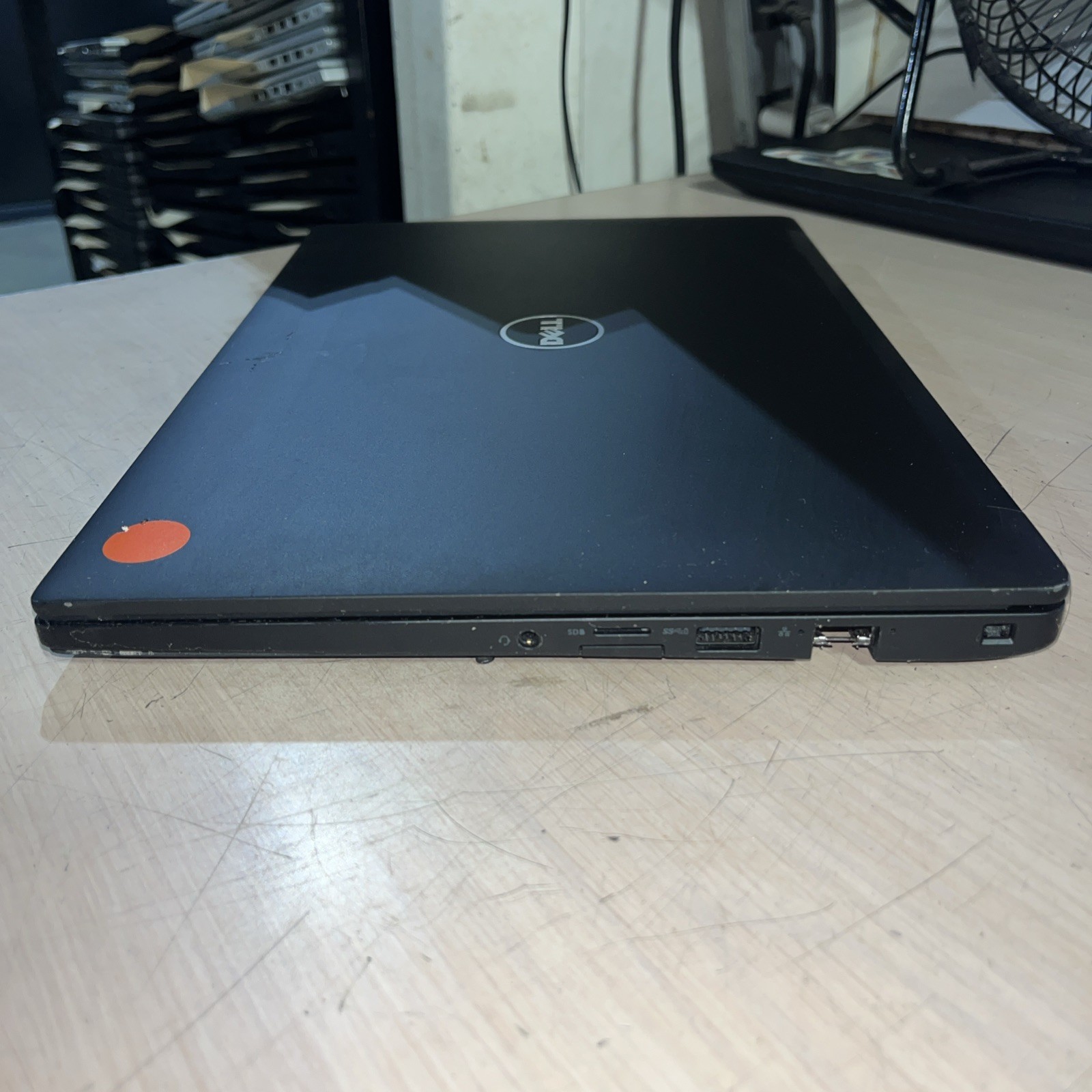 DELL LATITUDE 7480 INTEL CORE I7-7600U 8GB RAM NO HD :