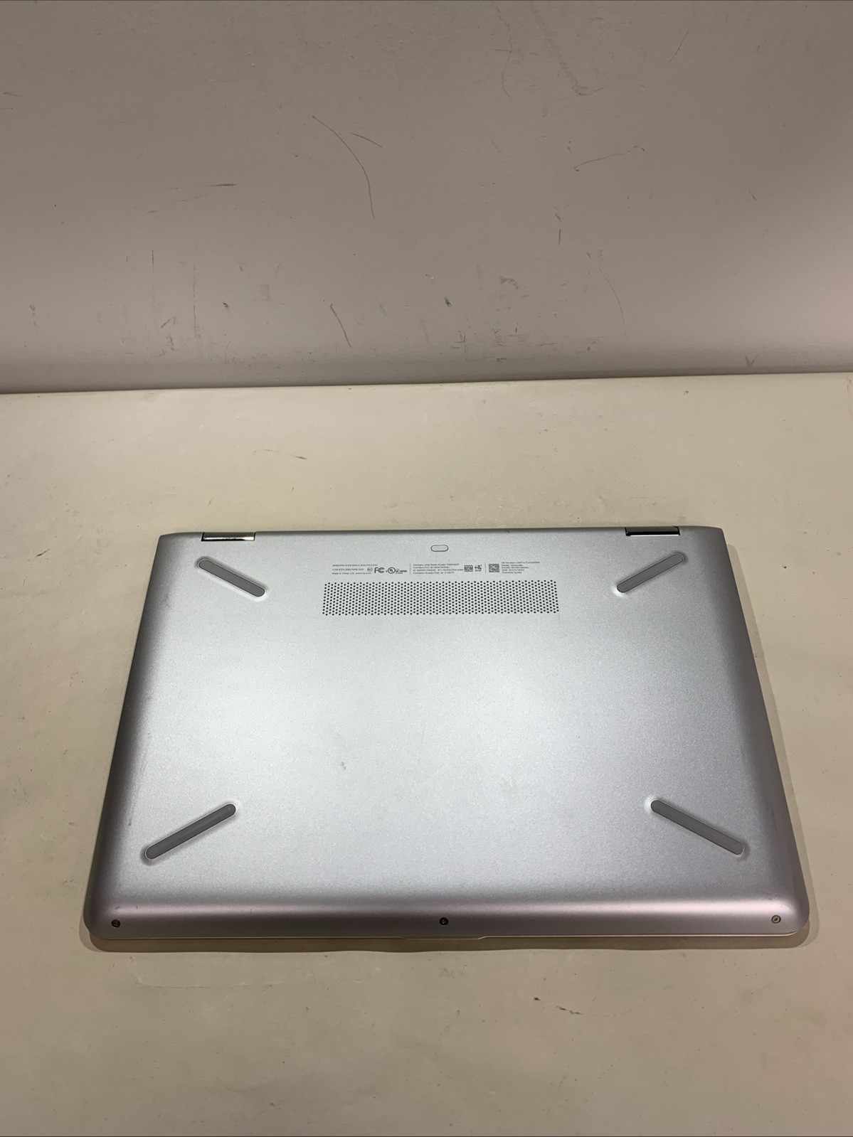 HP Pavilion x360 14″ Laptop i5-8250U 8GB RAM 128GB SSD Win11Home