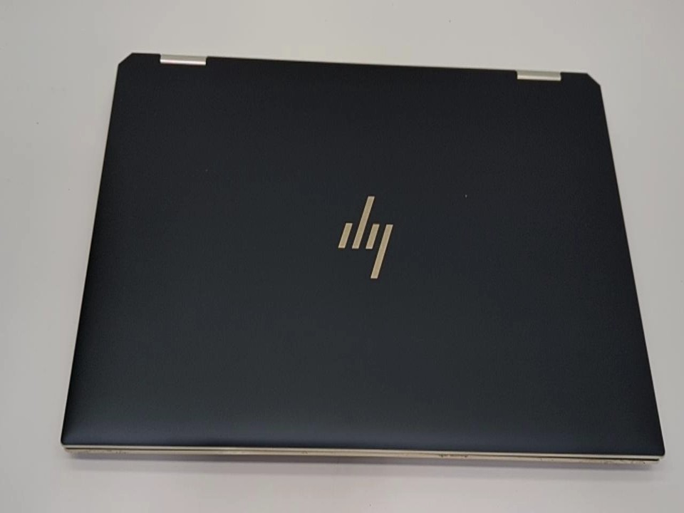 HP SPECTRE x360 2-in-1 15t-eb000 i7-10510U 16GB 512GB MX330 15.6″ UHD 4K Touch
